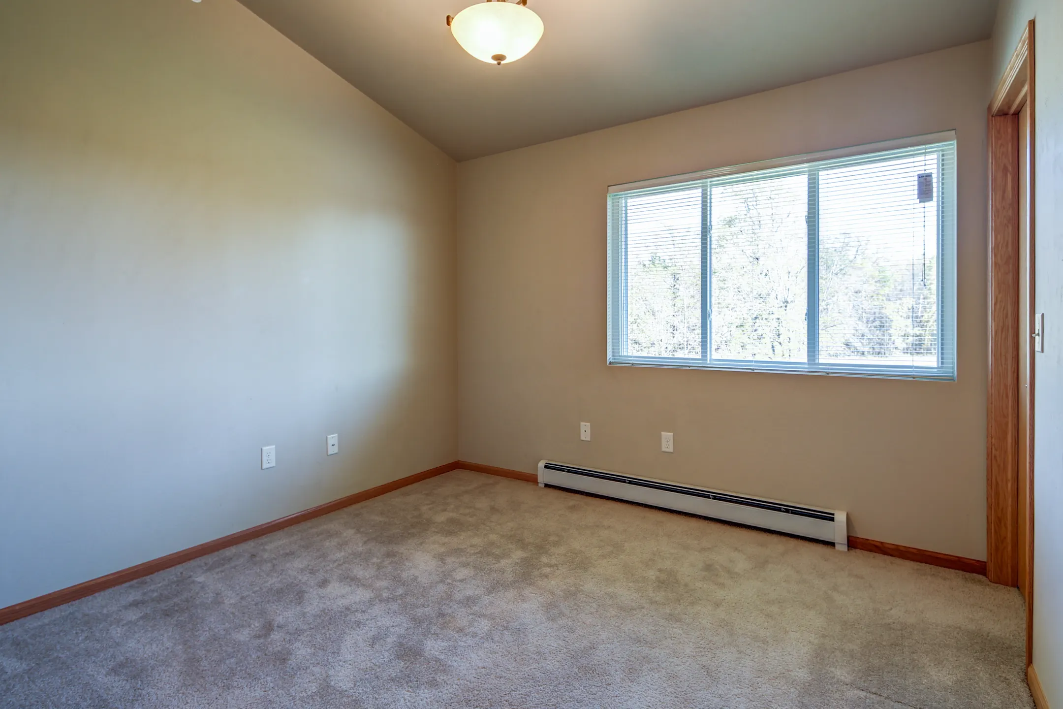 Ontario Road Apartments Apartments Green Bay, WI 54311