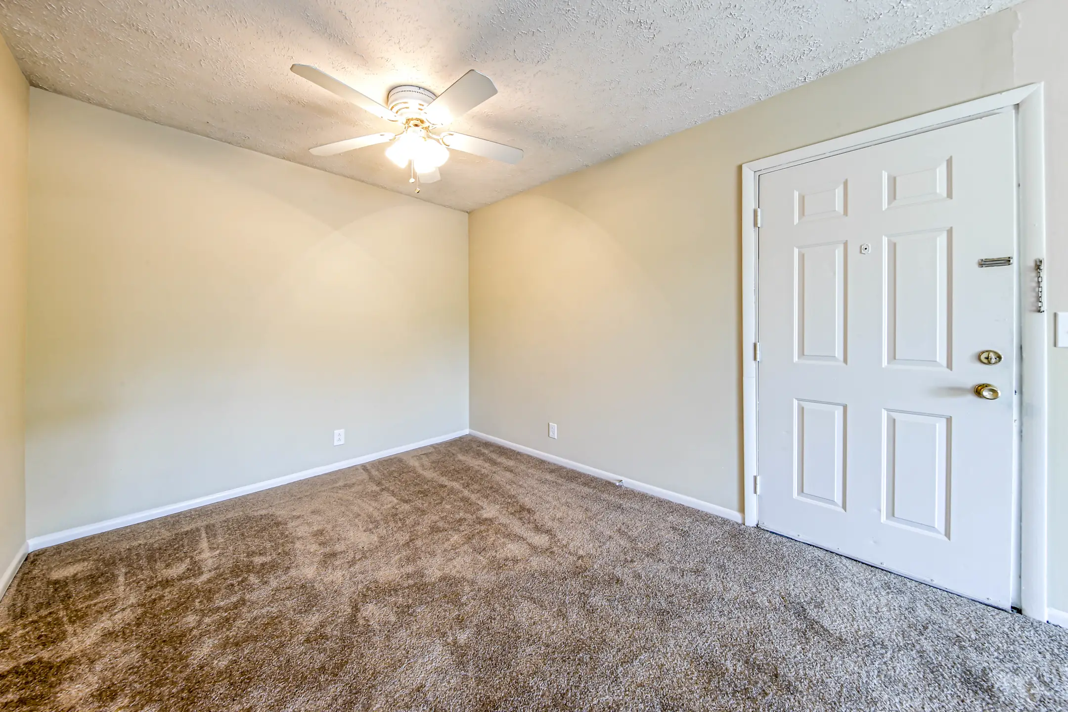 Deane Hill Apartments 7700 Gleason Dr Knoxville, TN Apartments for