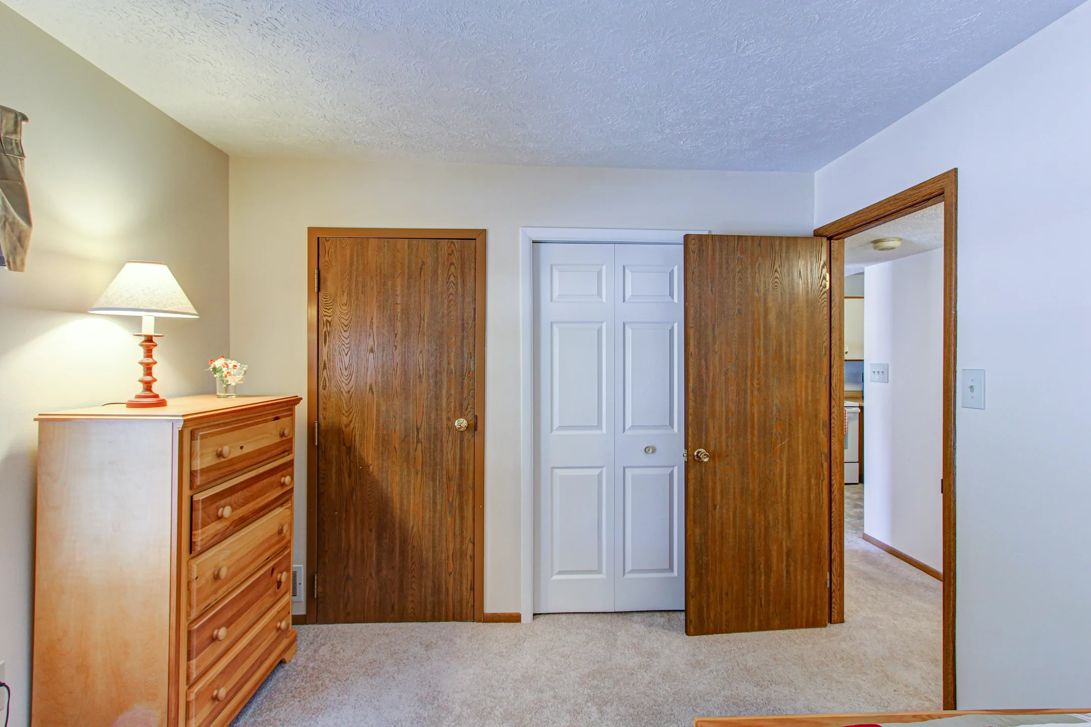 Laurelwood Apartments and Townhomes 401 Collingwood Ct Cranberry