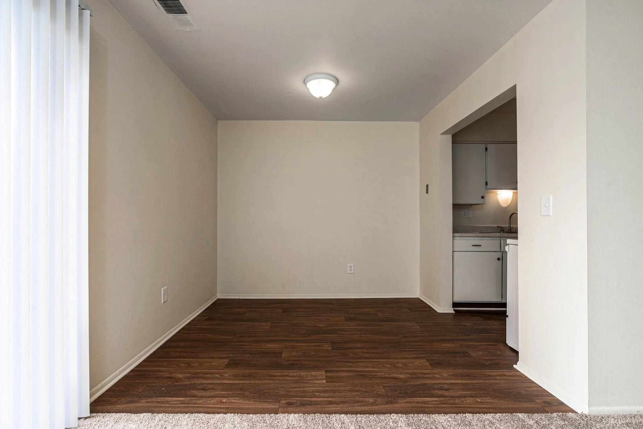 Drawbridge Apartments Harrison Township, MI 48045