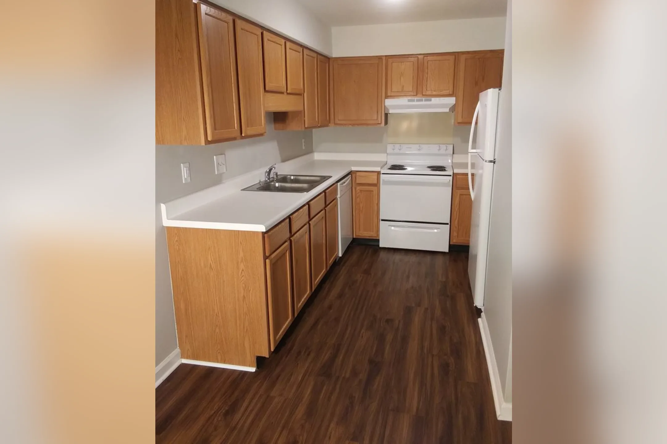 Oak Tree Farms Apartment Homes 2101 Pin Oak Dr Hopkinsville, KY