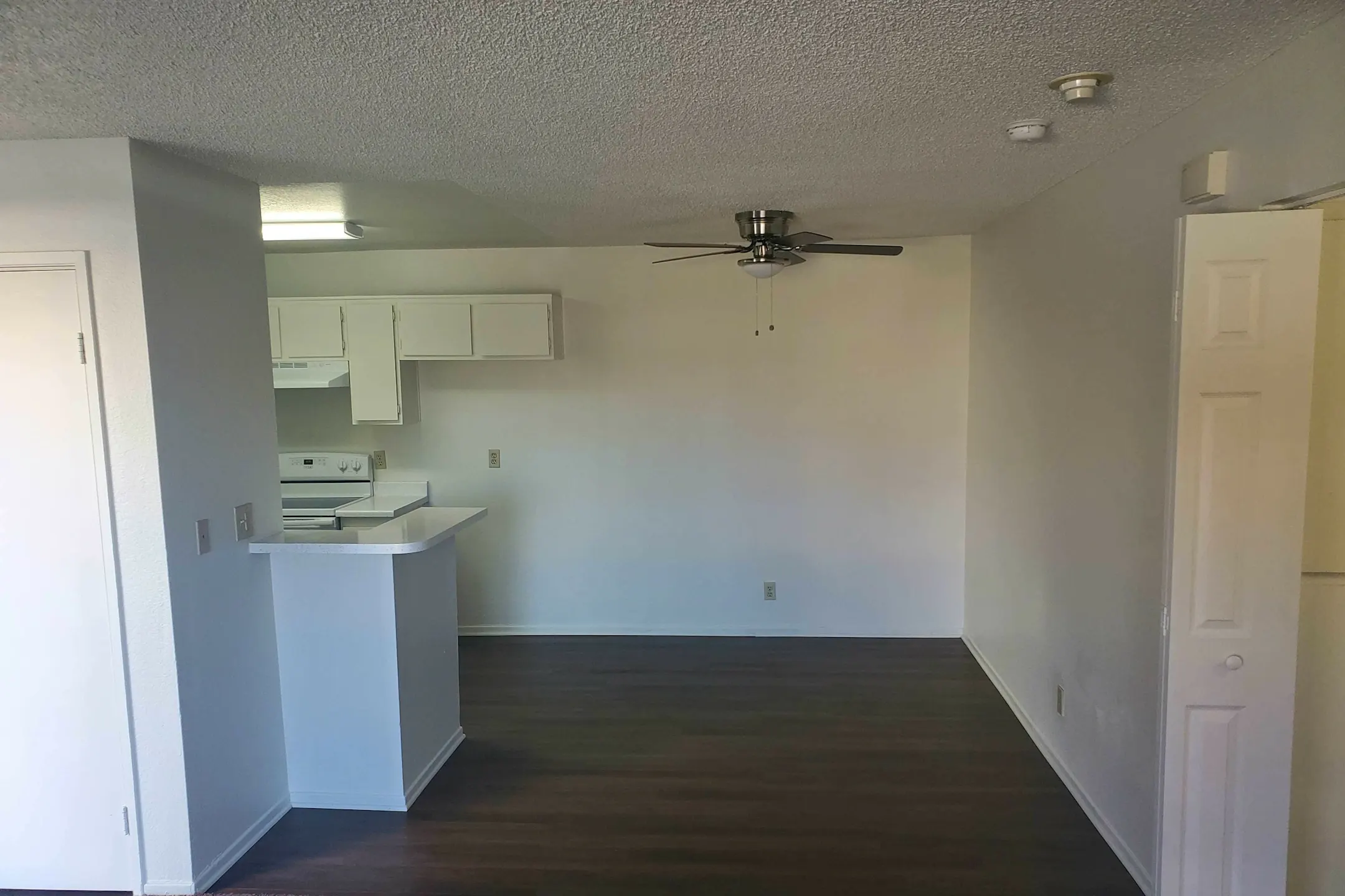 Apartments Apartments Fontana, CA 92335