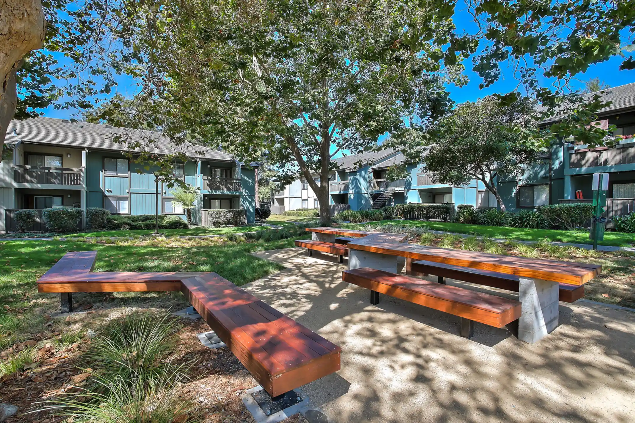 The Dutton 25800 Industrial Blvd Hayward, CA Apartments for Rent