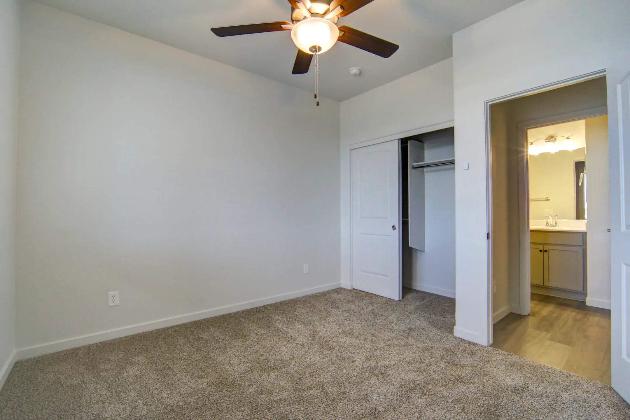 Mulberry Farms 12351 Bradshaw Mountain Road Dewey, AZ Houses for