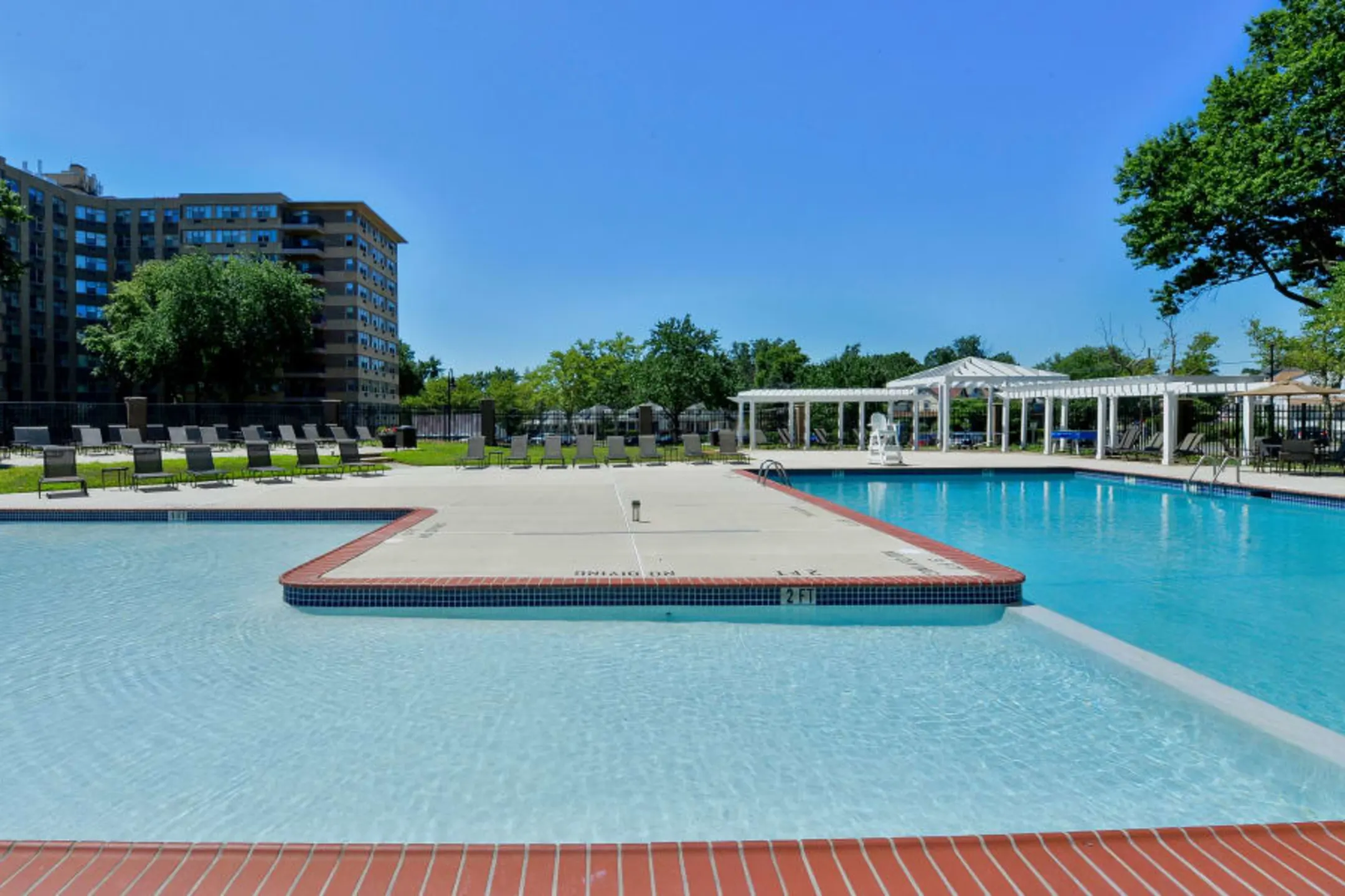 Pool - Parkview Tower - Oaklyn, NJ