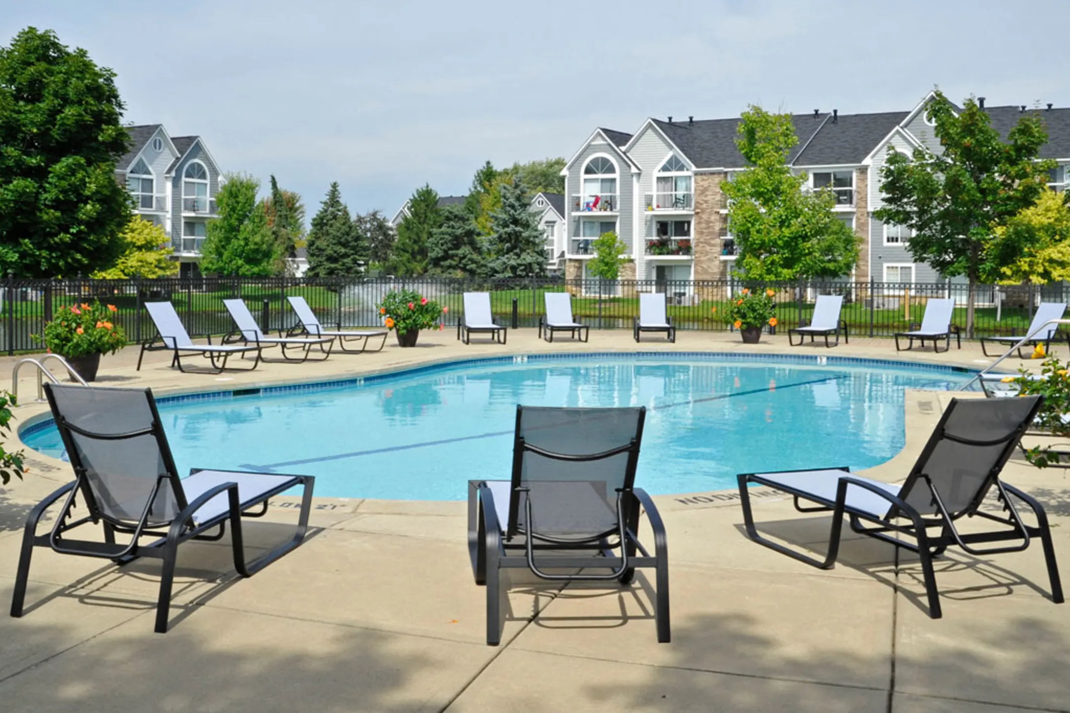 Hillside Apartments Apartments Wixom, MI 48393