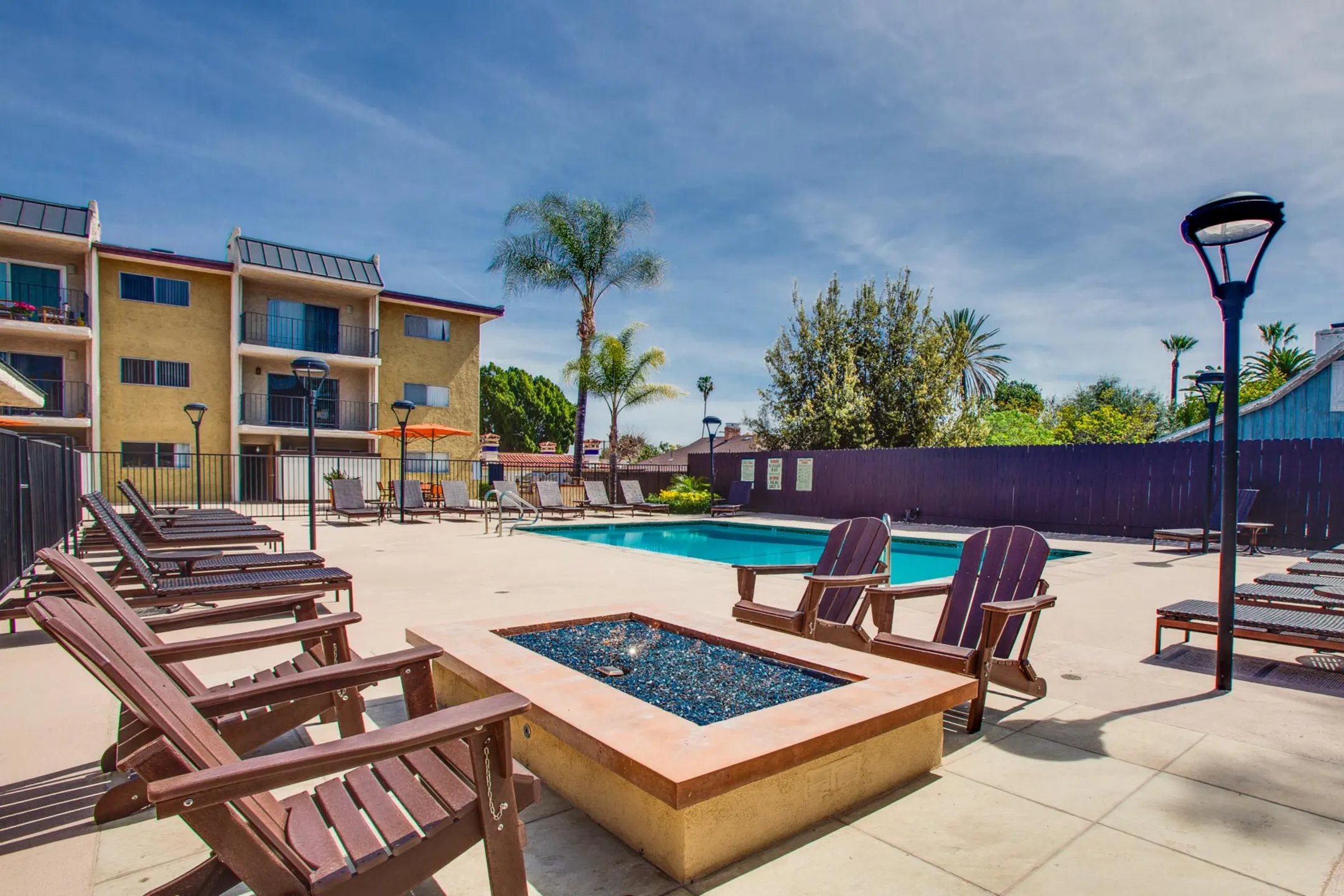 Pool - Villas of Pasadena Apartment Homes - Pasadena, CA