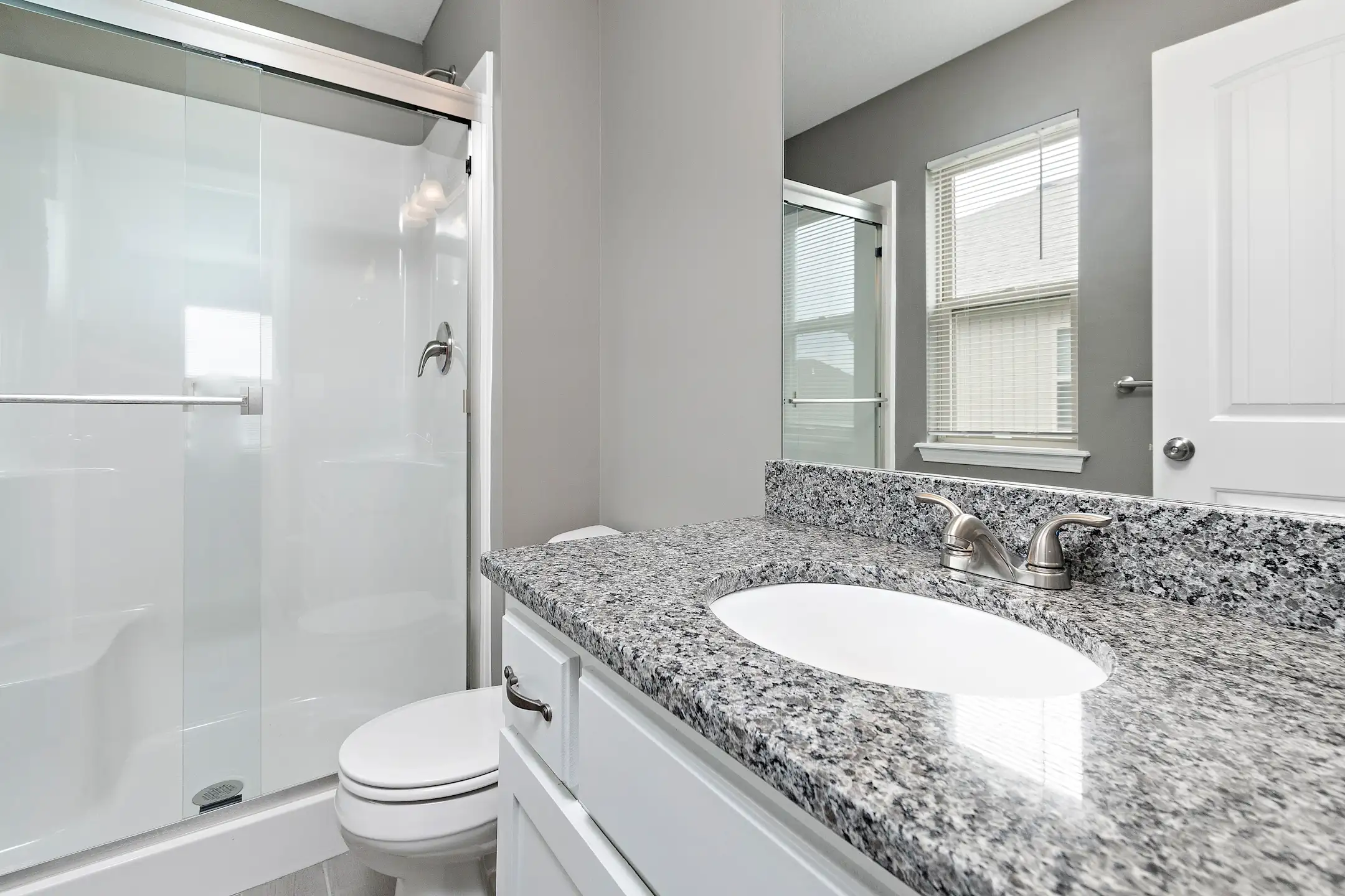 Eagle Ridge 1121 NW Eagle Ridge Blvd Grain Valley, MO Townhomes for