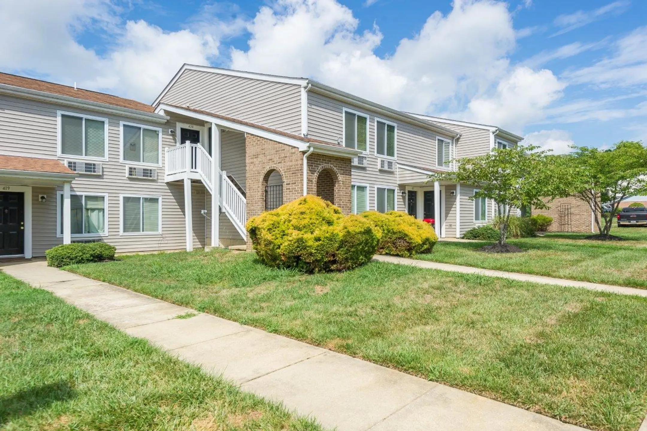 St. Mary's Landing Apartments And Townhomes - 21590 Pacific Dr 