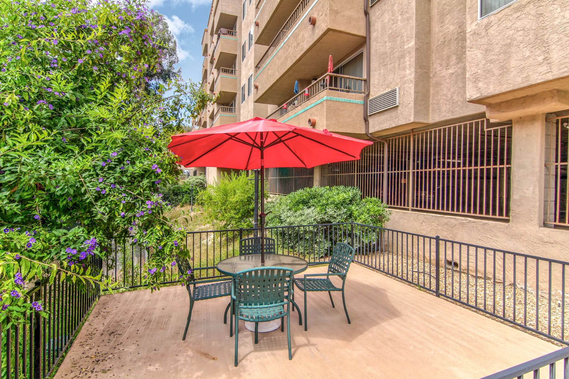Courtyard - Villa Pacifica Senior Apartments - San Diego, CA