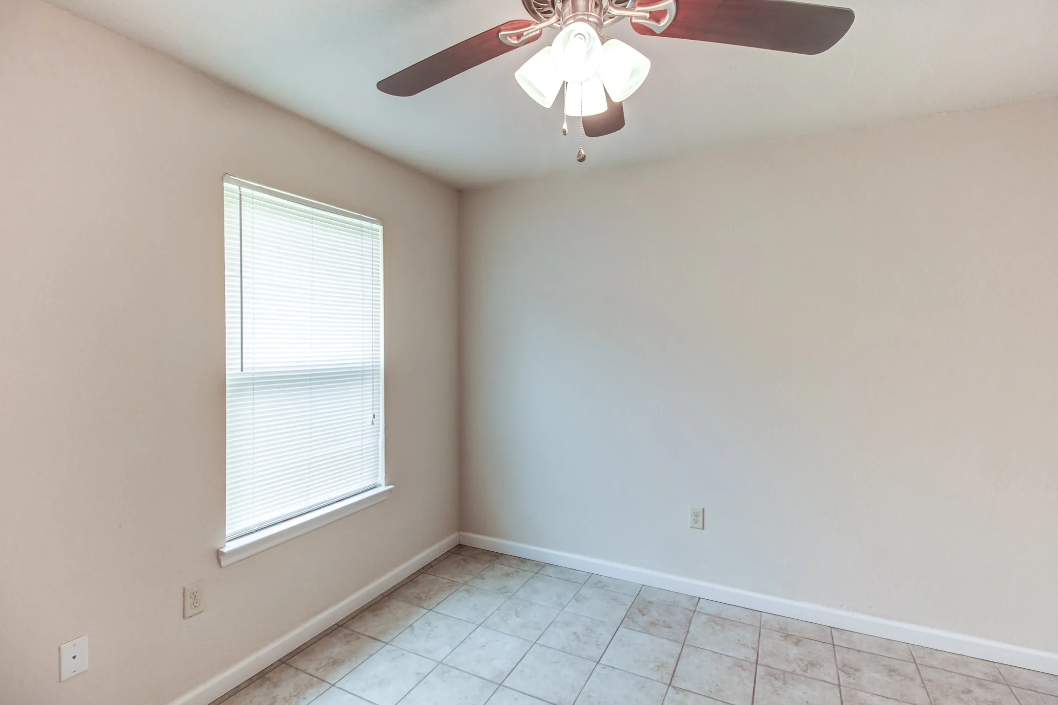 Hidden Valley Apartments Dayton, TN 37321