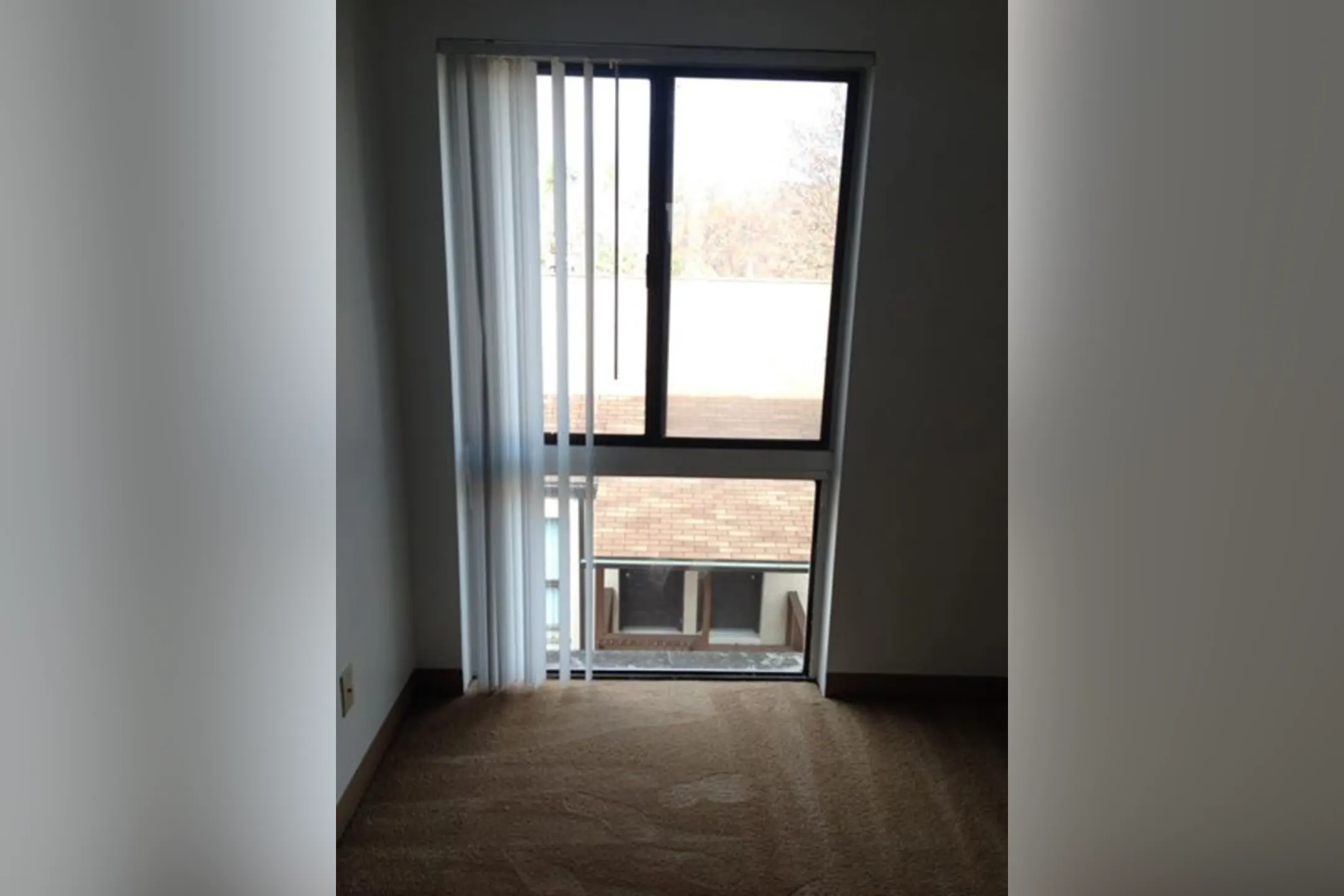 Maiden Square Apartments 920 E Maiden St Washington, PA Apartments