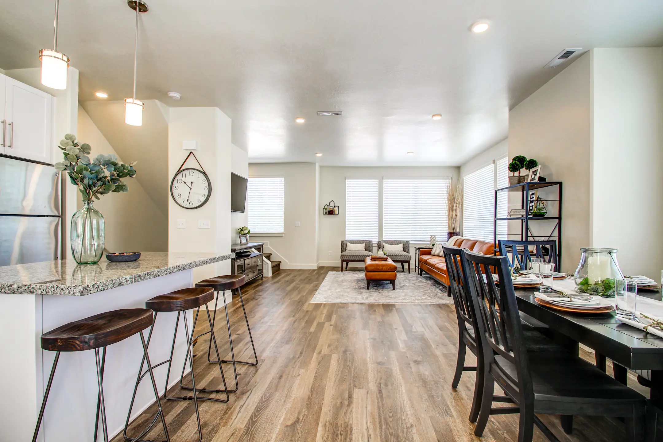 Aero Luxury Townhomes Townhomes Layton, UT 84041