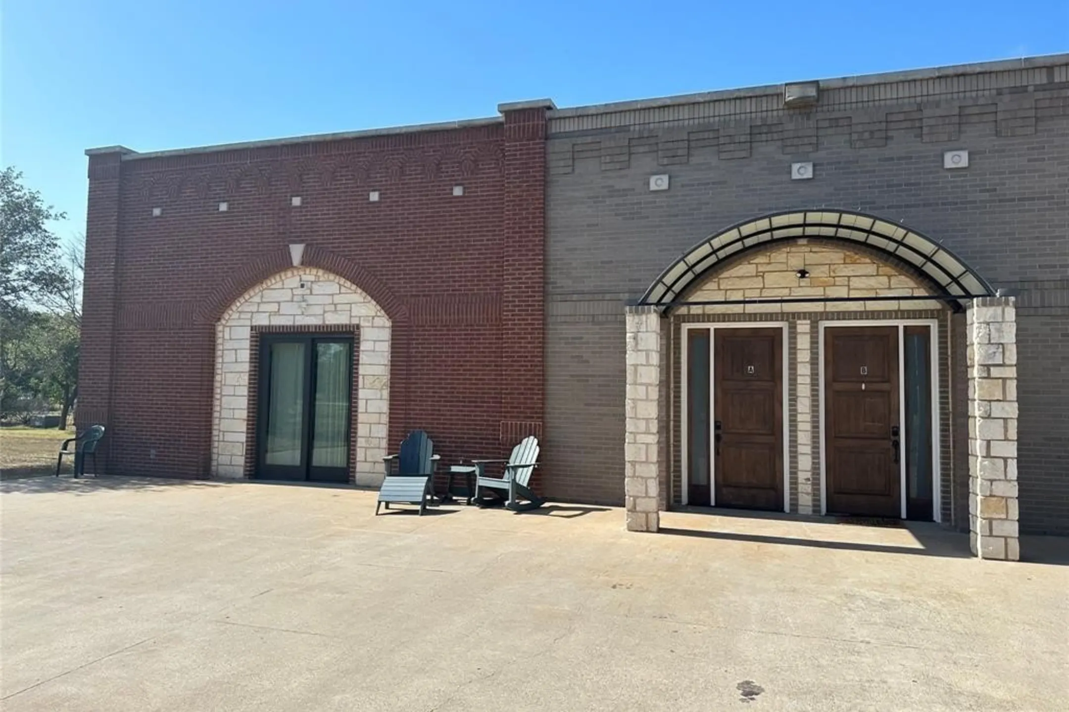 11351 Hilltop Rd Unit B  