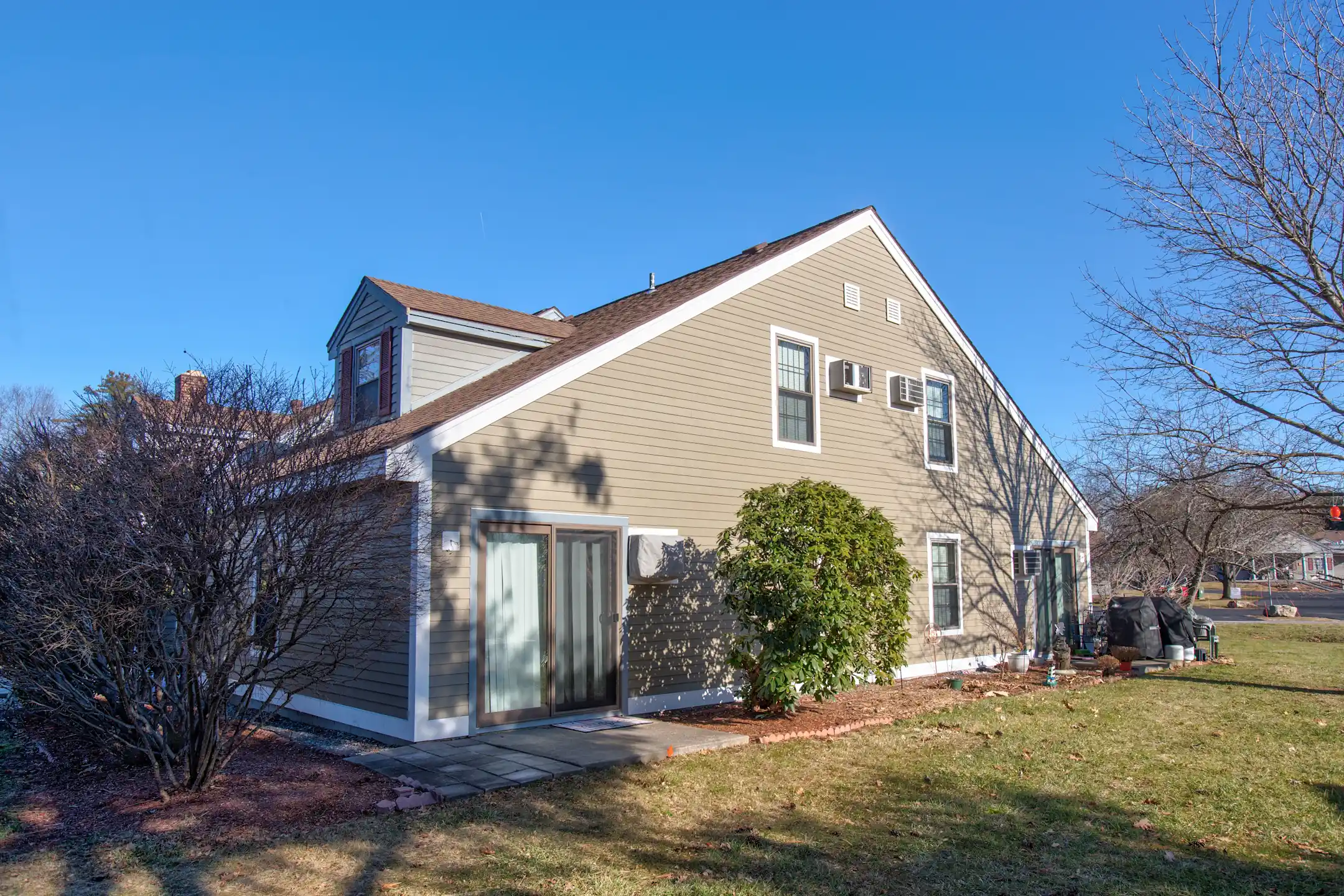 Merrimack Meadows Apartments Merrimack, NH 03054