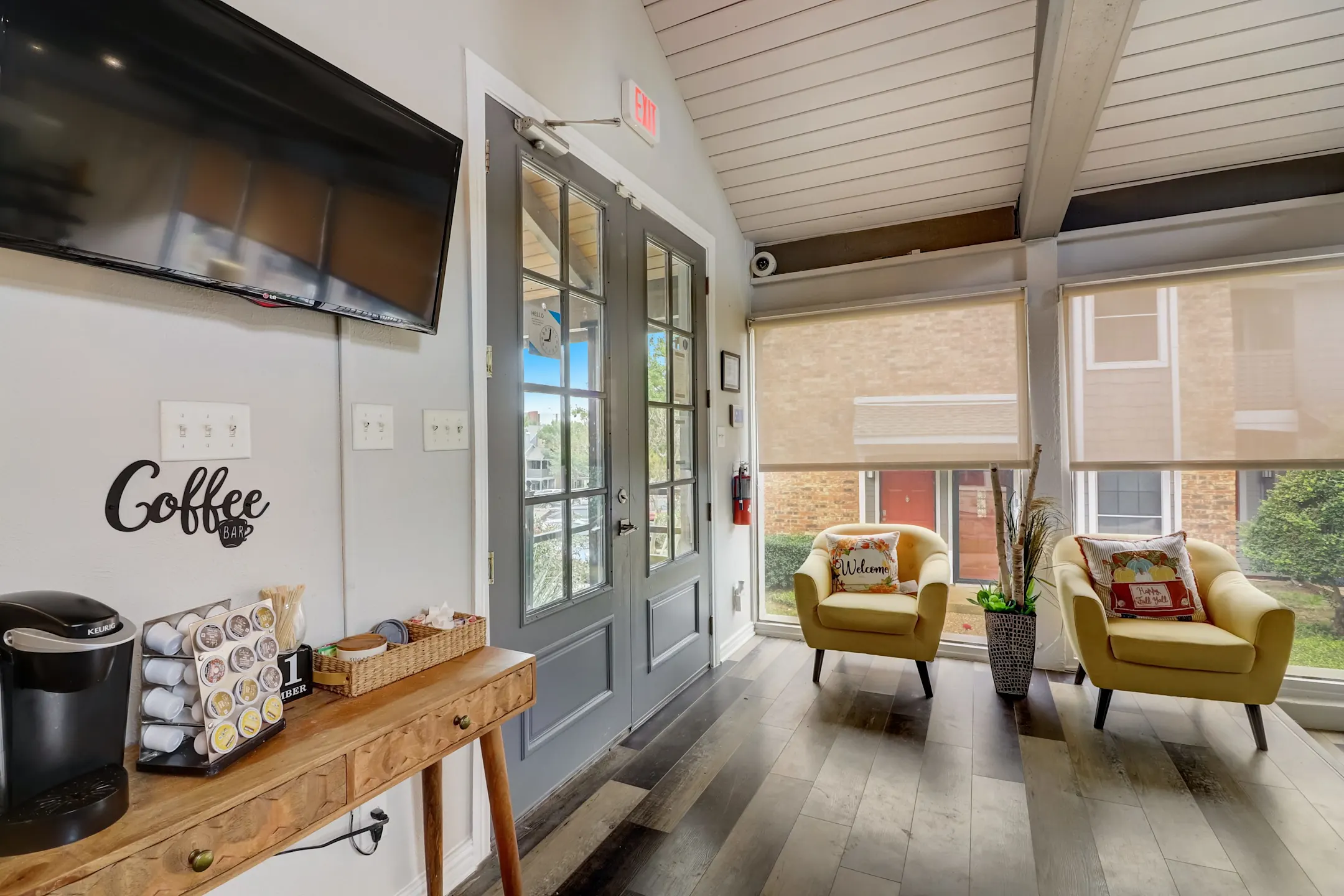 Patio / Deck - Avalon Villas - Irving, TX
