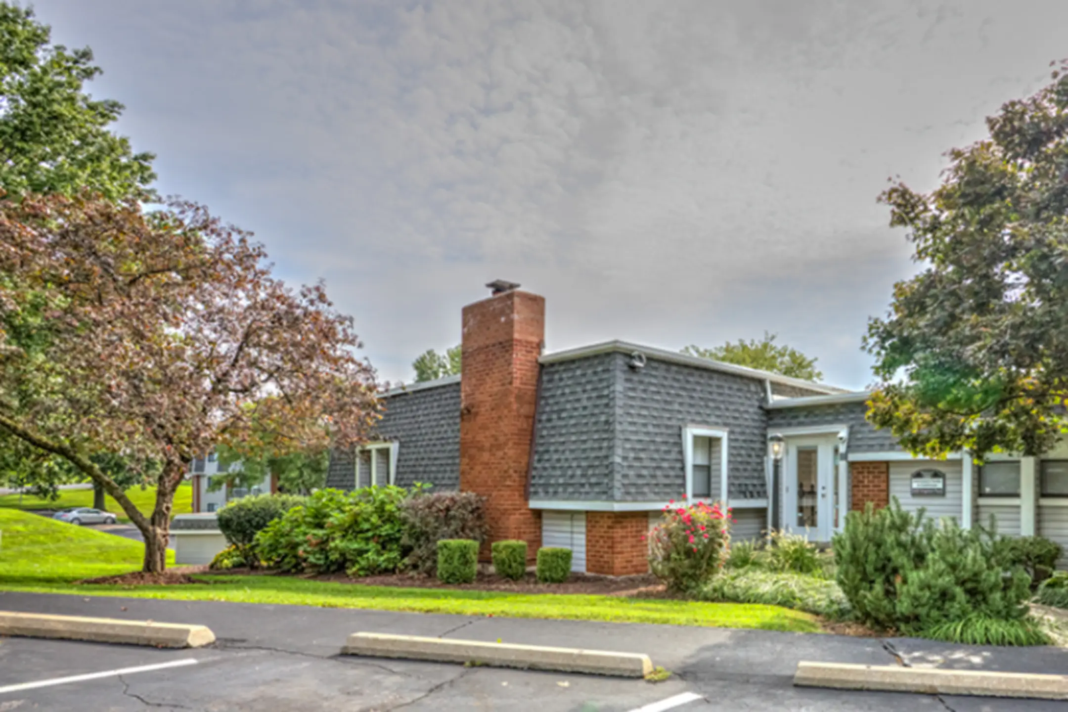 Heatherton Estates Apartments Florissant, MO 63033