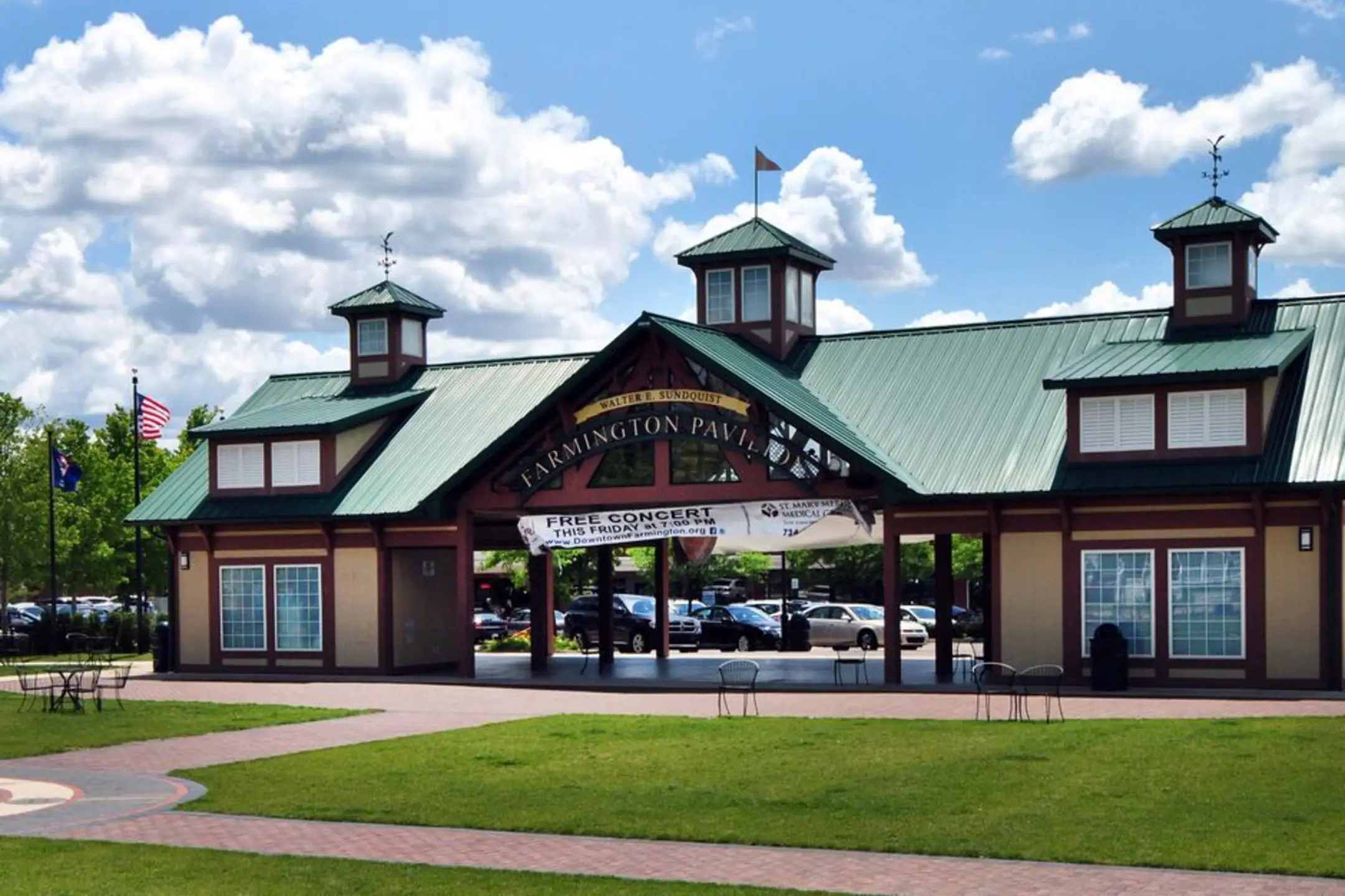 Timberidge Apartments - Farmington Hills, MI