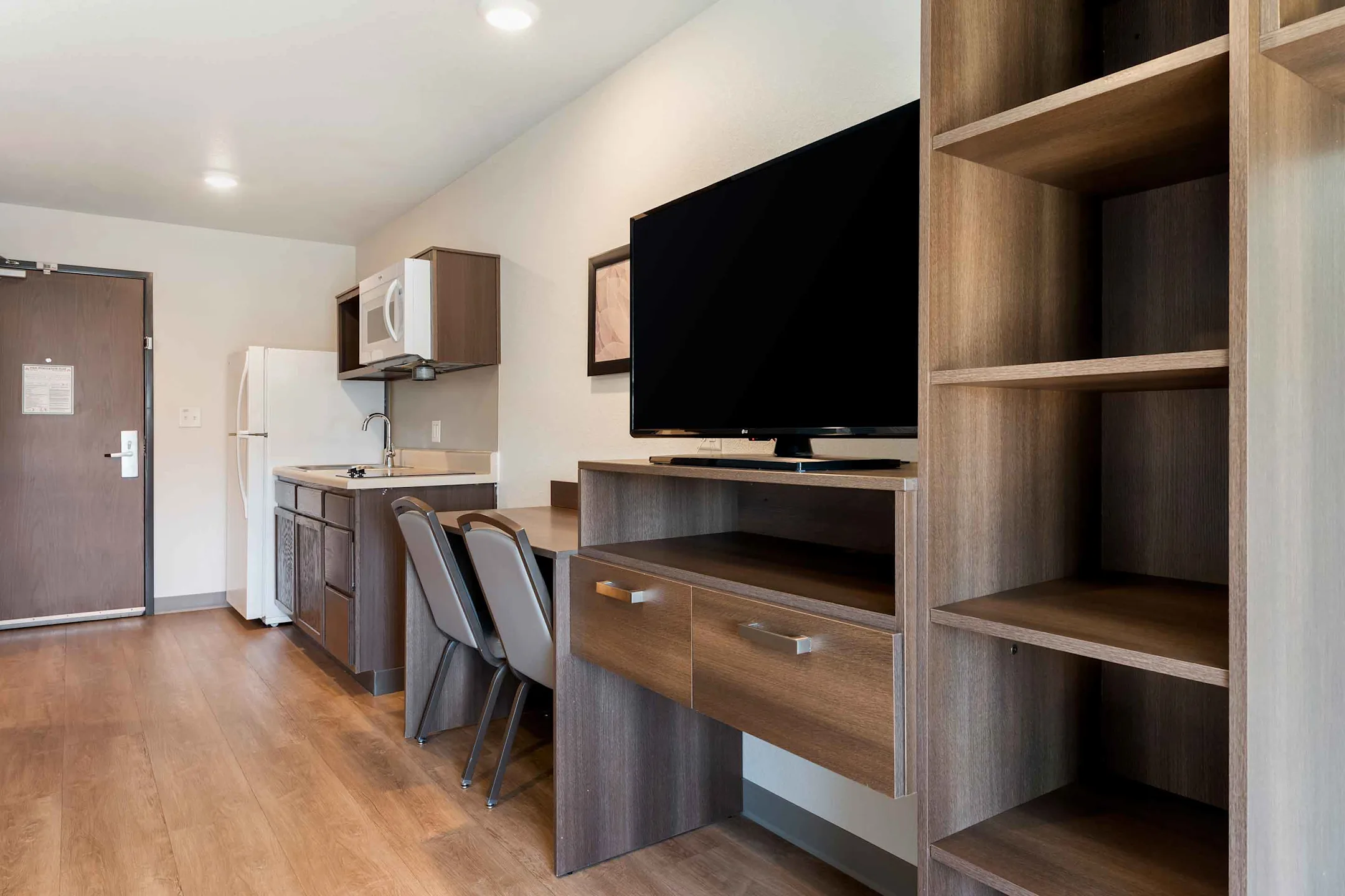 Furnished Studio Minneapolis Airport Mendota Heights Apartments