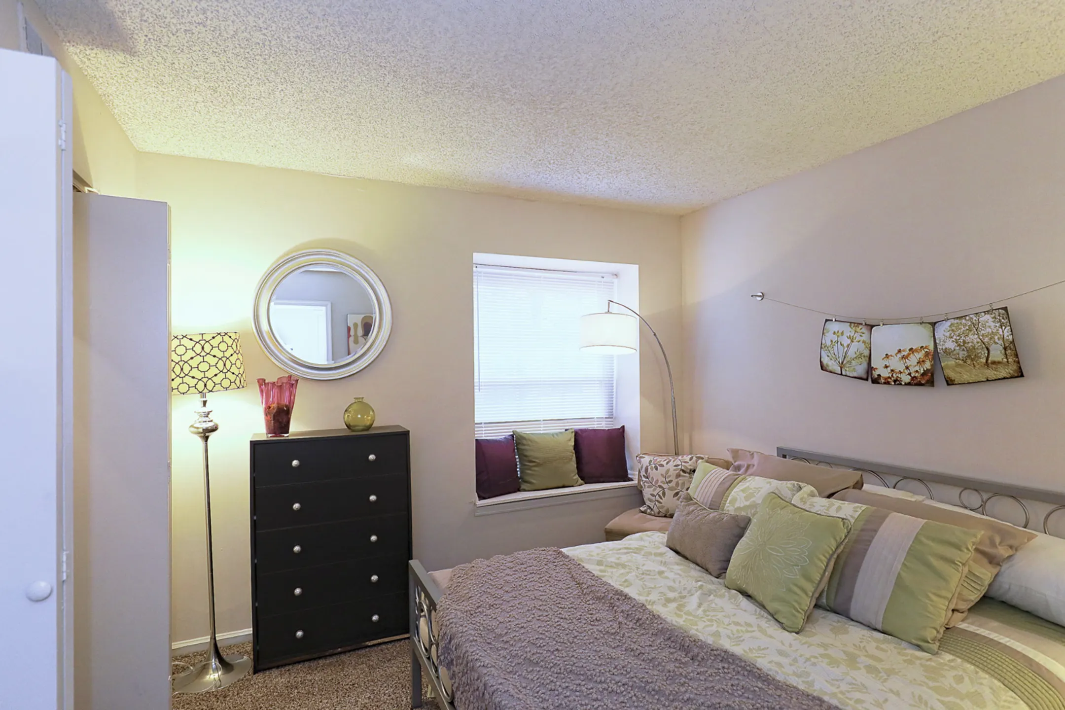 The Morehead Apartments Greensboro, NC 27409