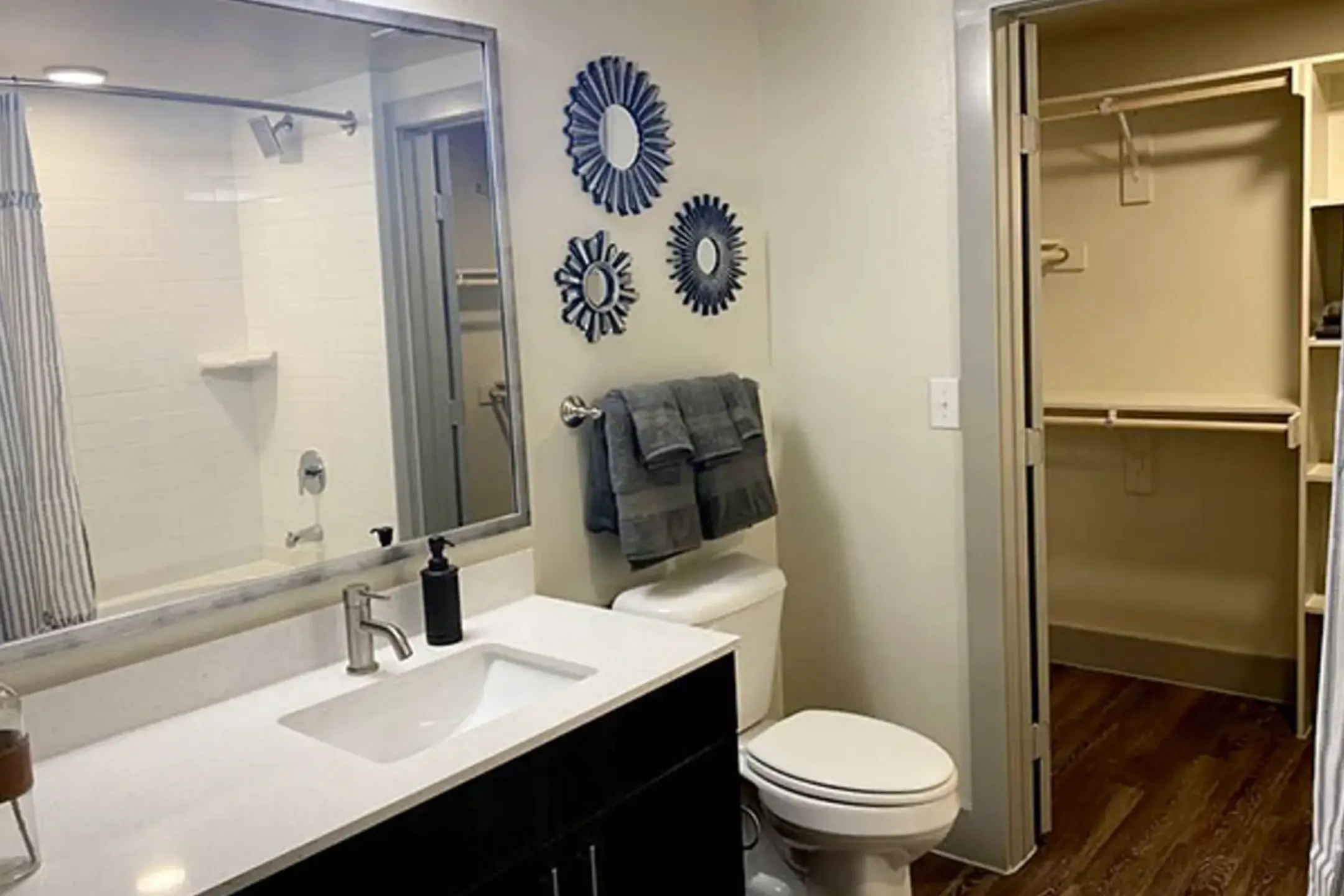 Frankford Station Apartments Carrollton, TX 75007