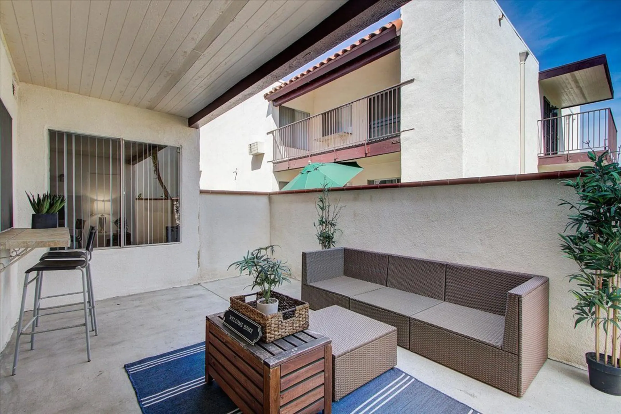 Patio / Deck - El Cordova Apartments - Carson, CA
