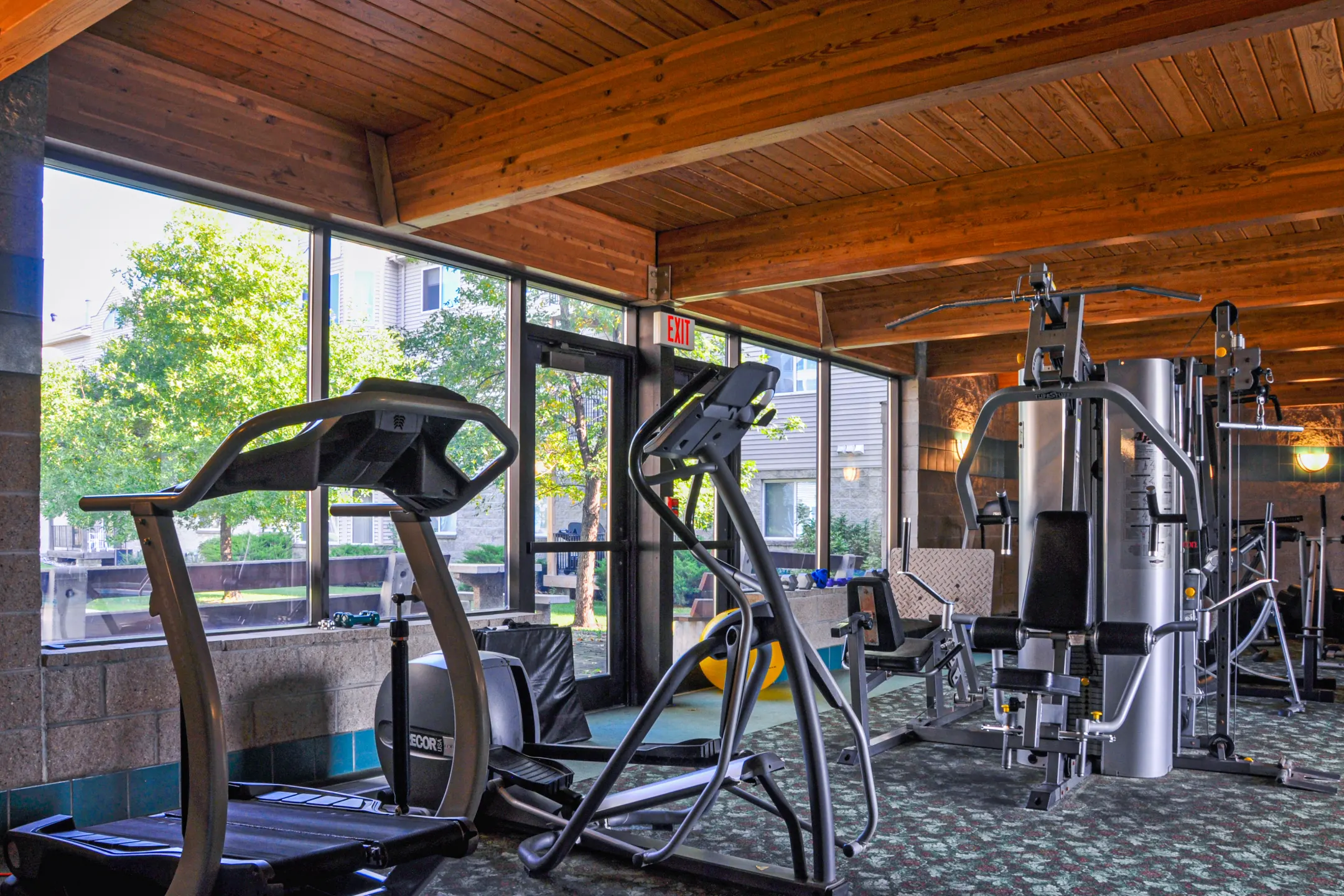 Fitness Weight Room - Park Avenue Apartments - Fargo, ND