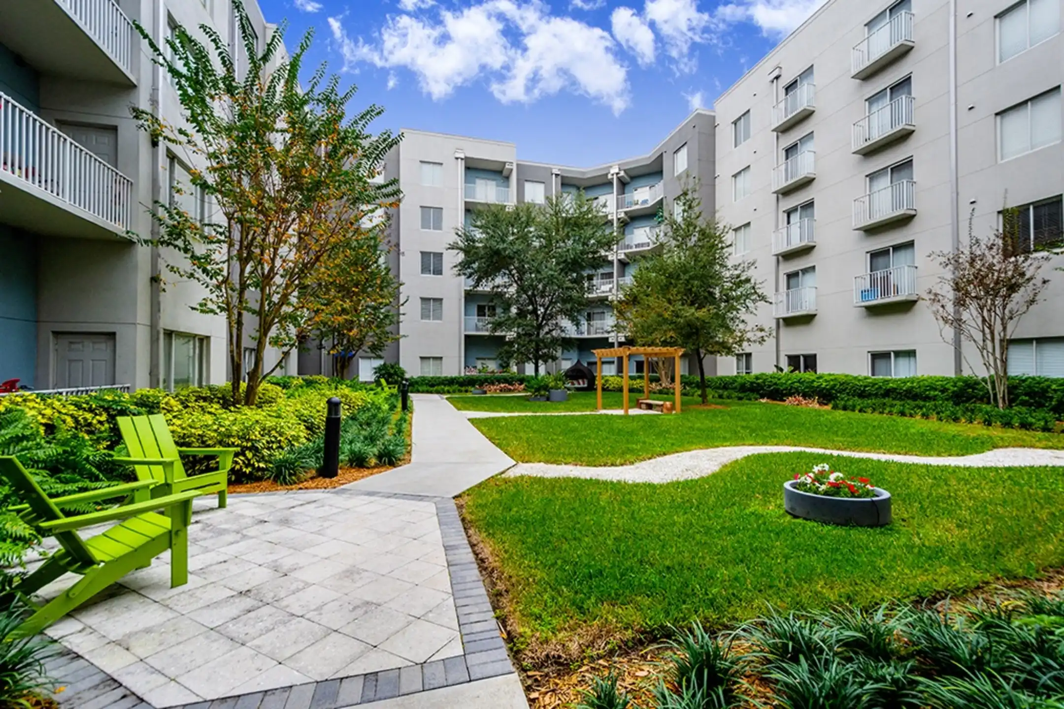 Bell Channelside Apartments Tampa, FL 33602