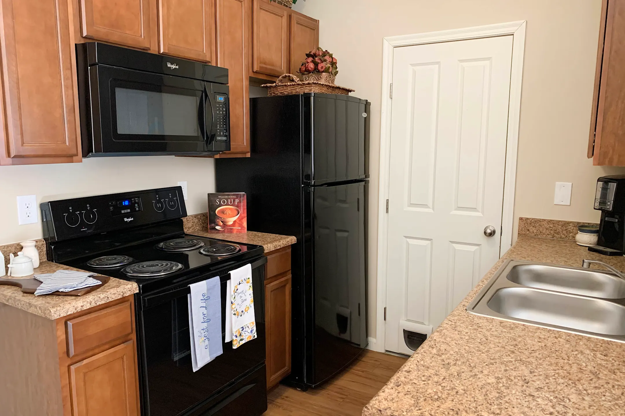 Kitchen - The Residences At Liberty Crossing - Columbus, OH
