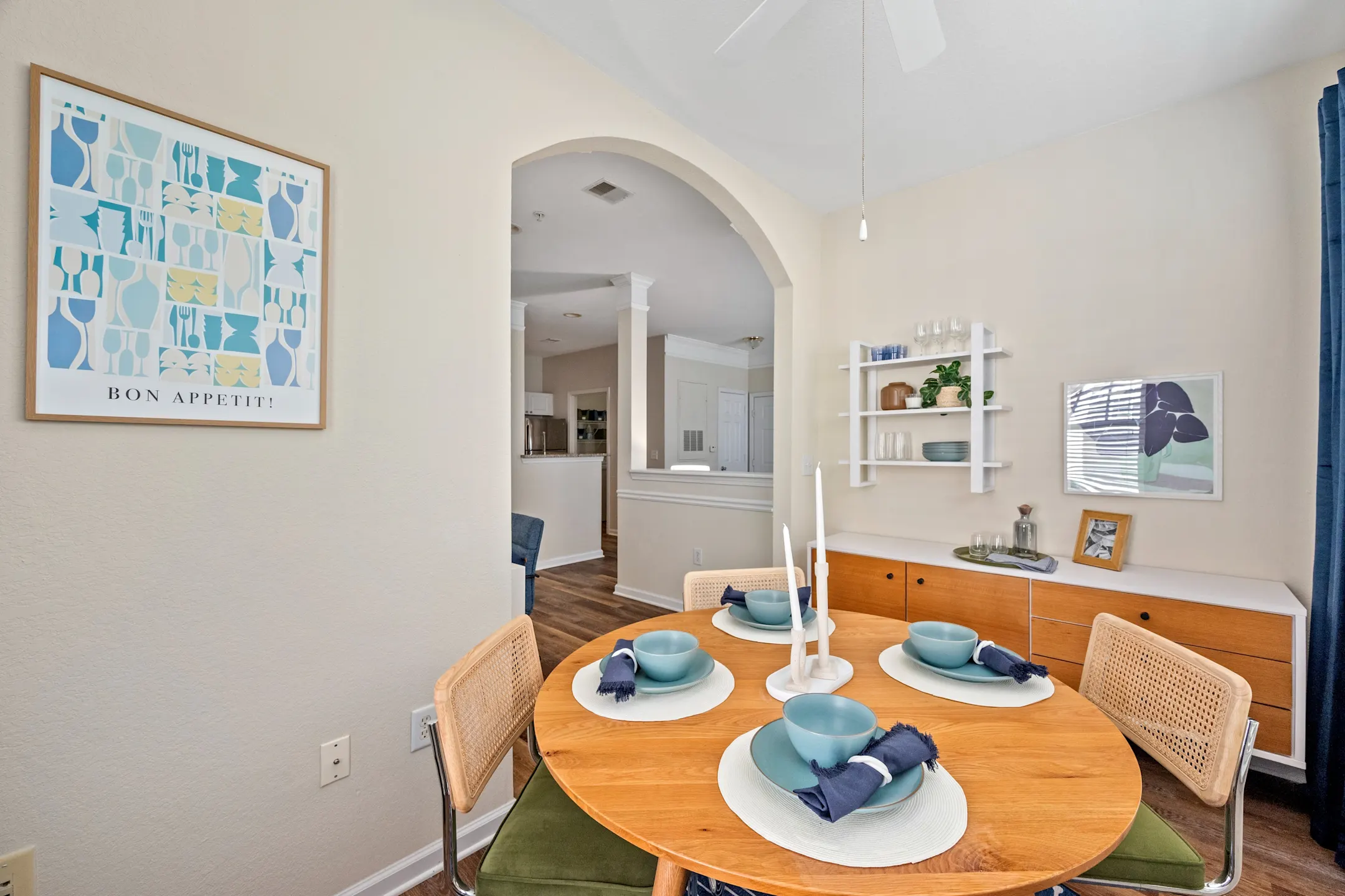 Hideaway at Greenbrier 150 Coveside Ln Chesapeake, VA Apartments