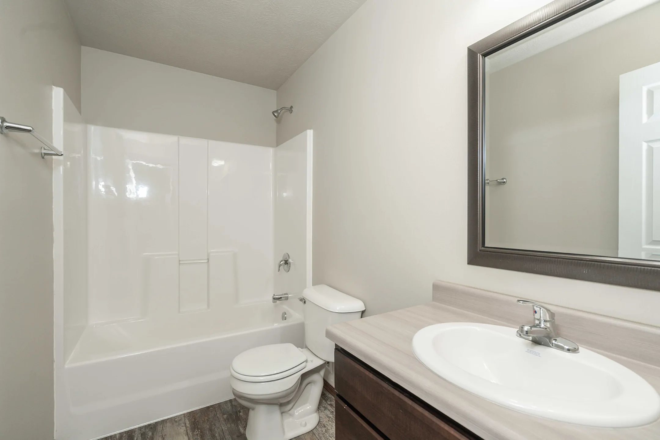 Bathroom - Beal Townhomes - Sioux Falls, SD
