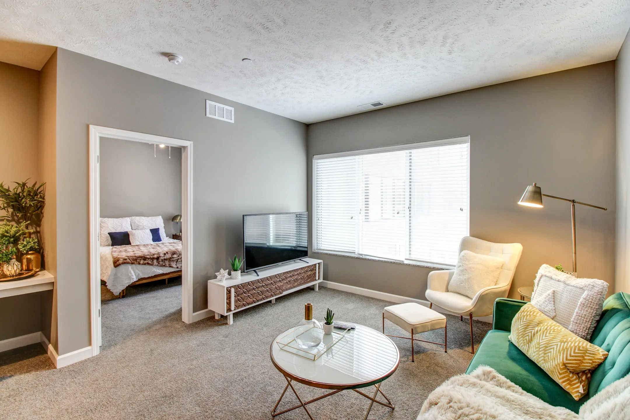 The Flats at Leighton District Apartments Lincoln, NE 68504