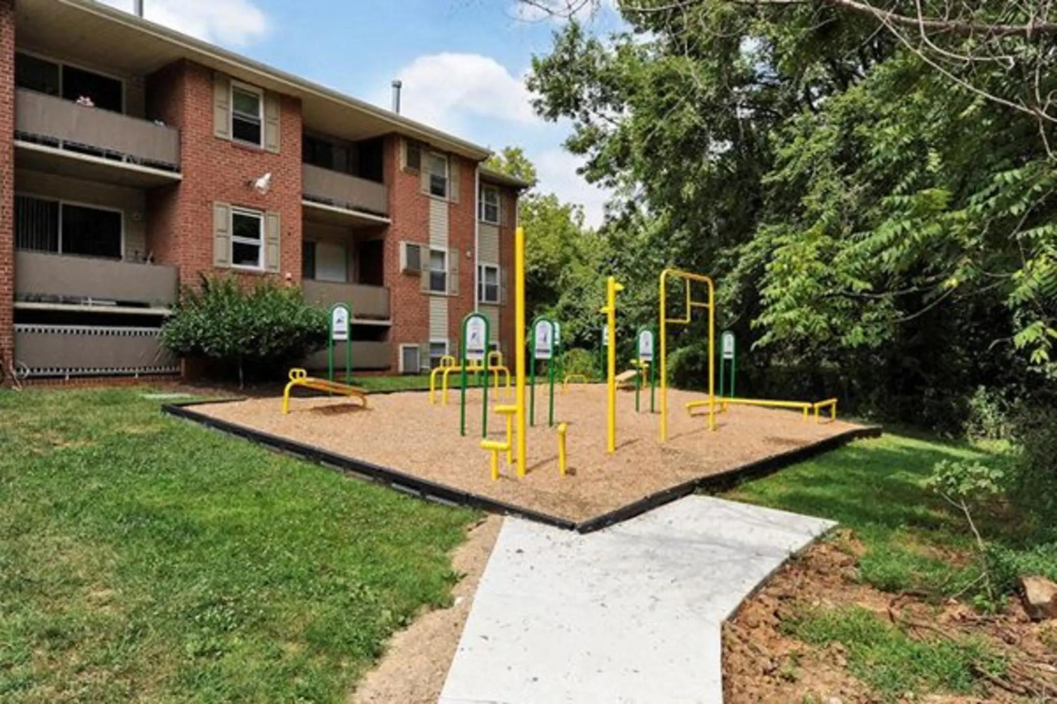 Playground - Cedar Gardens & Towers Apartments & Townhomes - Windsor Mill, MD