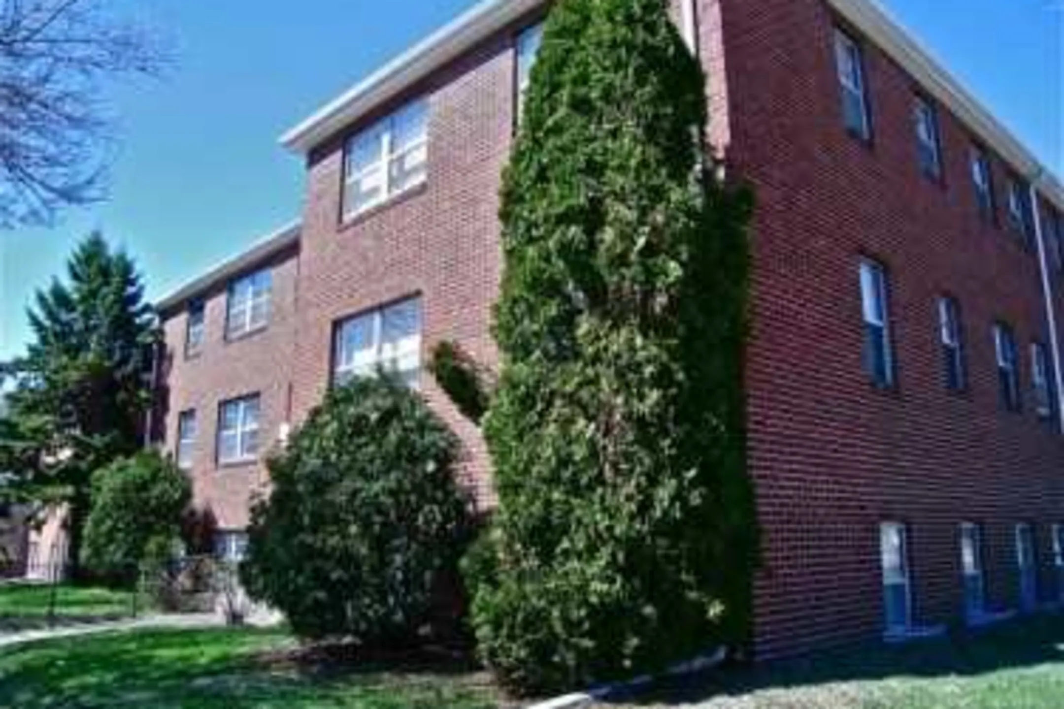 Ford Parkway Apartments - Saint Paul, MN