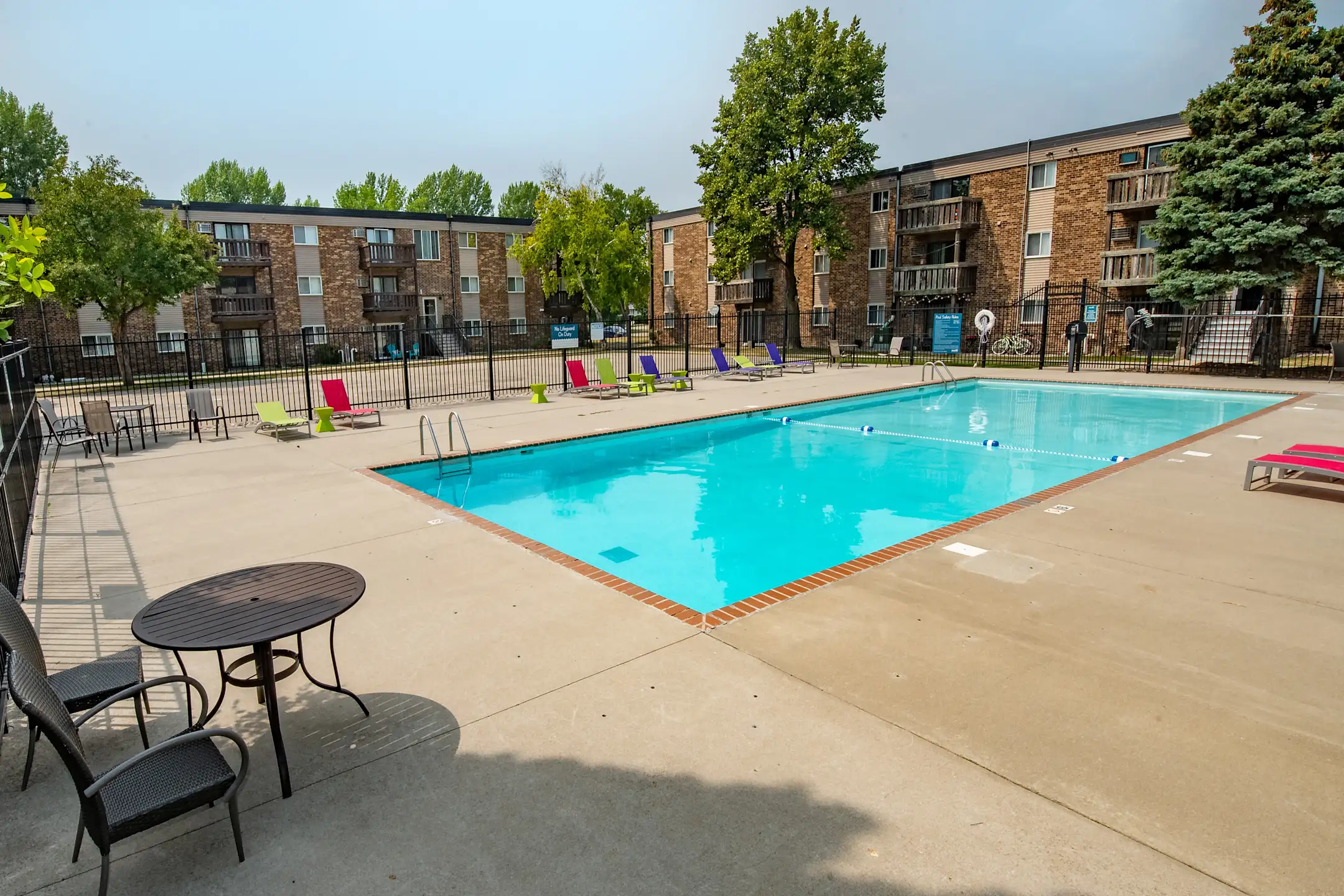 Forest Park Apartments 2250 S 34th St Grand Forks, ND Apartments