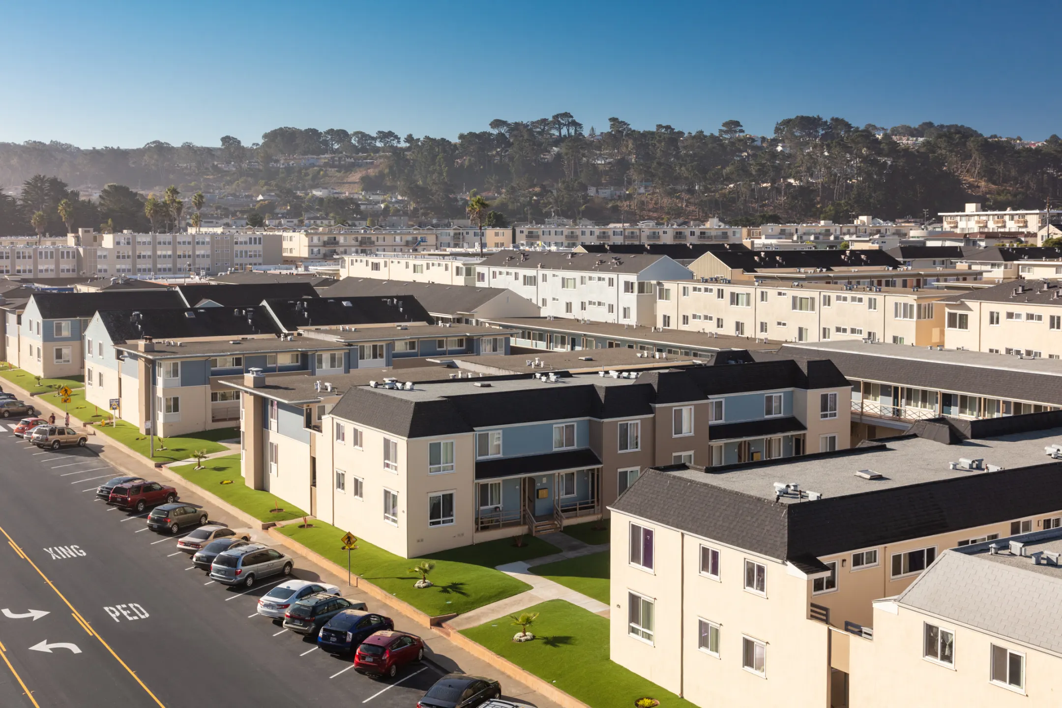 Westlake Apartments 331 Park Plaza Dr Daly City, CA Apartments for