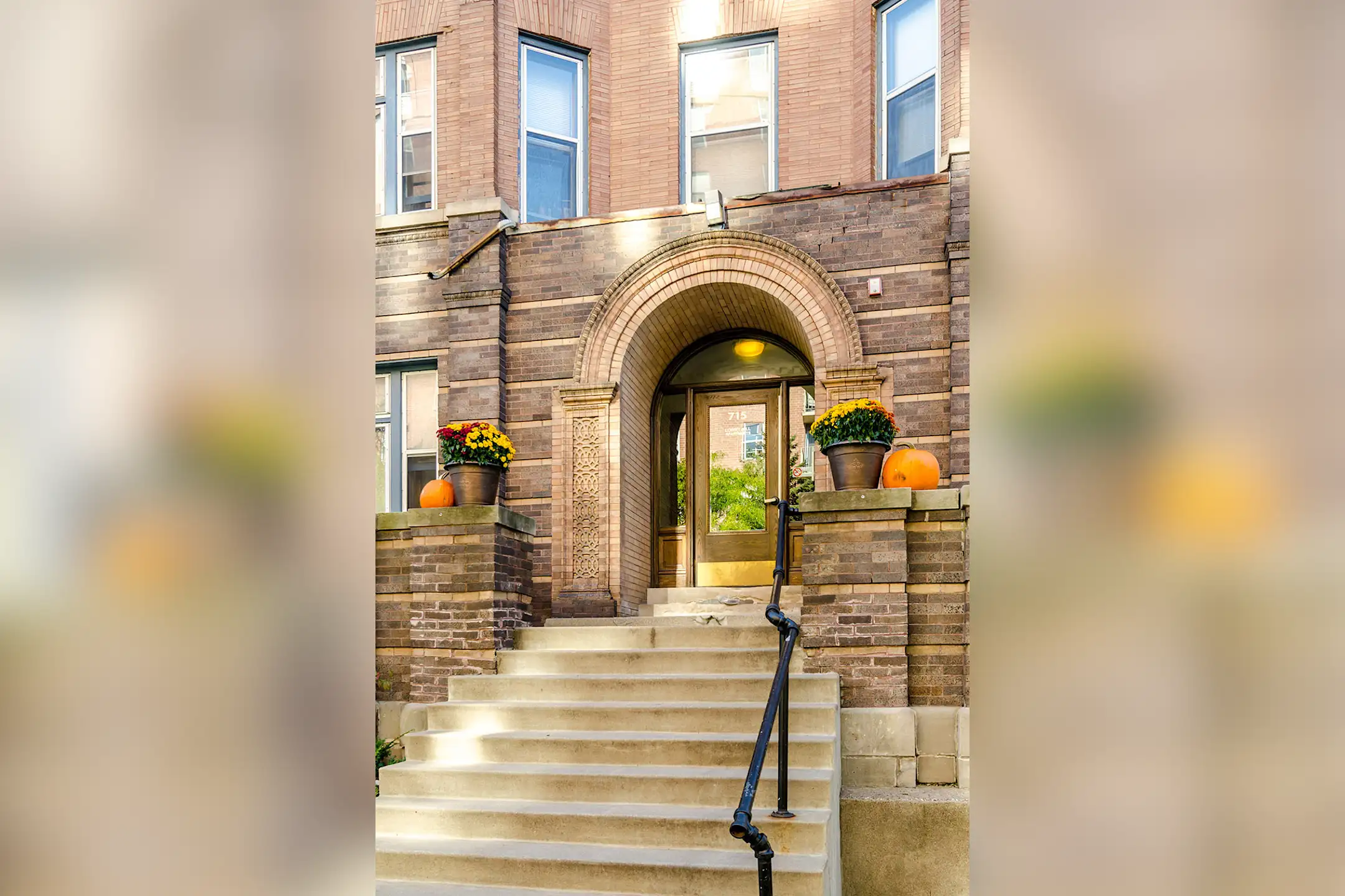 Lowry Hills Apartments 715 Douglas Ave Minneapolis, MN Apartments