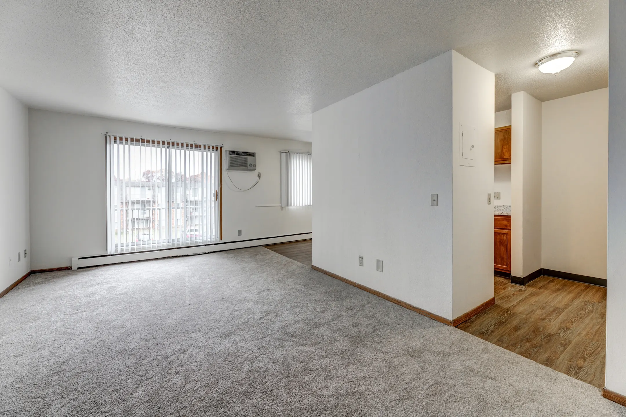 Greenfield Estates 7635 Greenfield Avenue Mounds View, MN