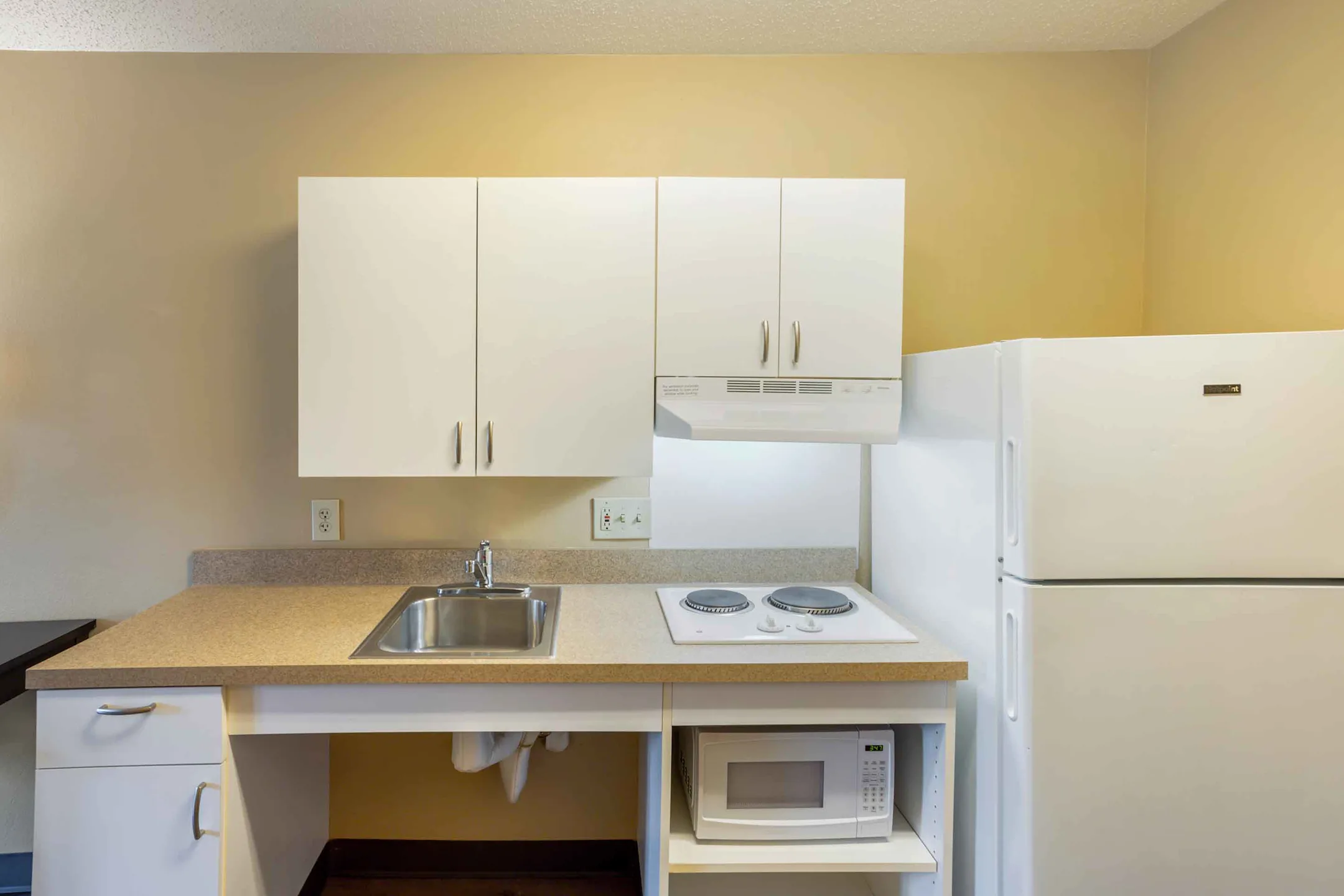 Furnished Studio New York City LaGuardia Airport 1830 Whitestone