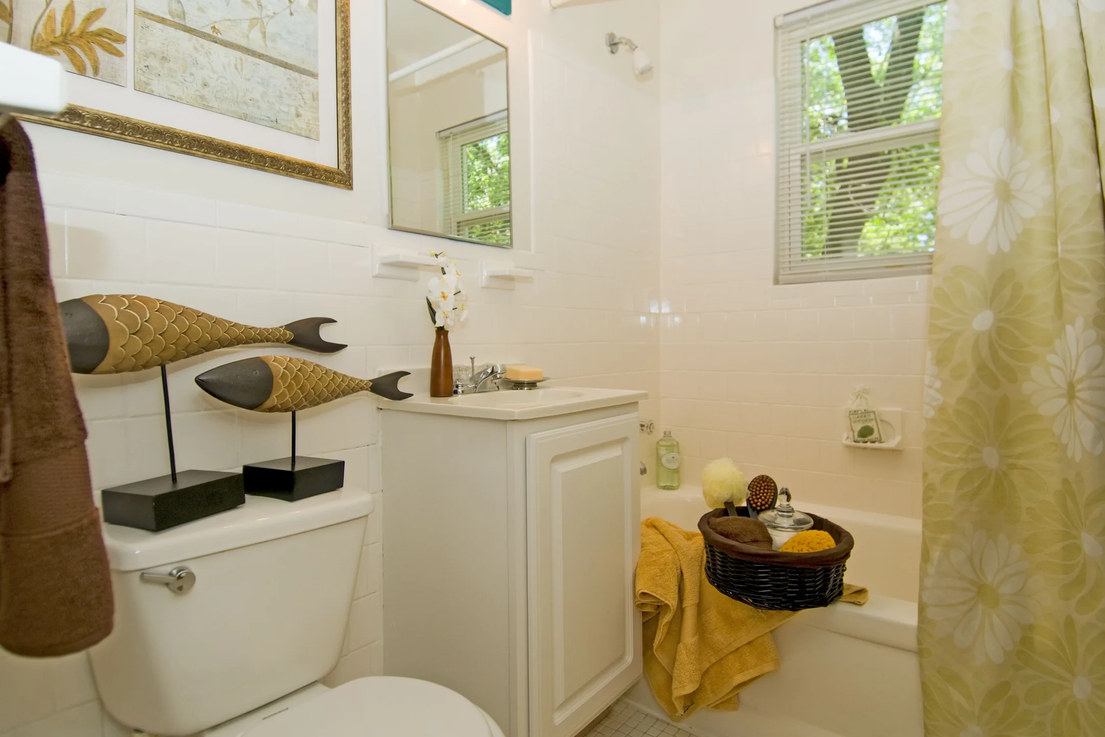 Marlow Heights Apartments 4223 28th Ave Temple Hills, MD Apartments