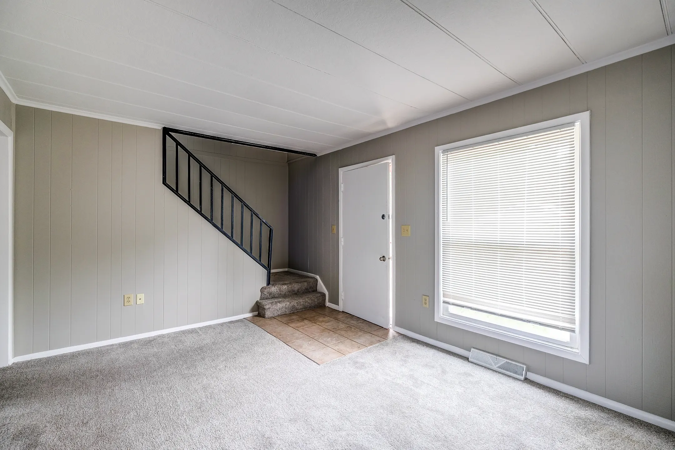 Pine Hill Village Apts 427 Piedmont Cir York, PA Apartments for