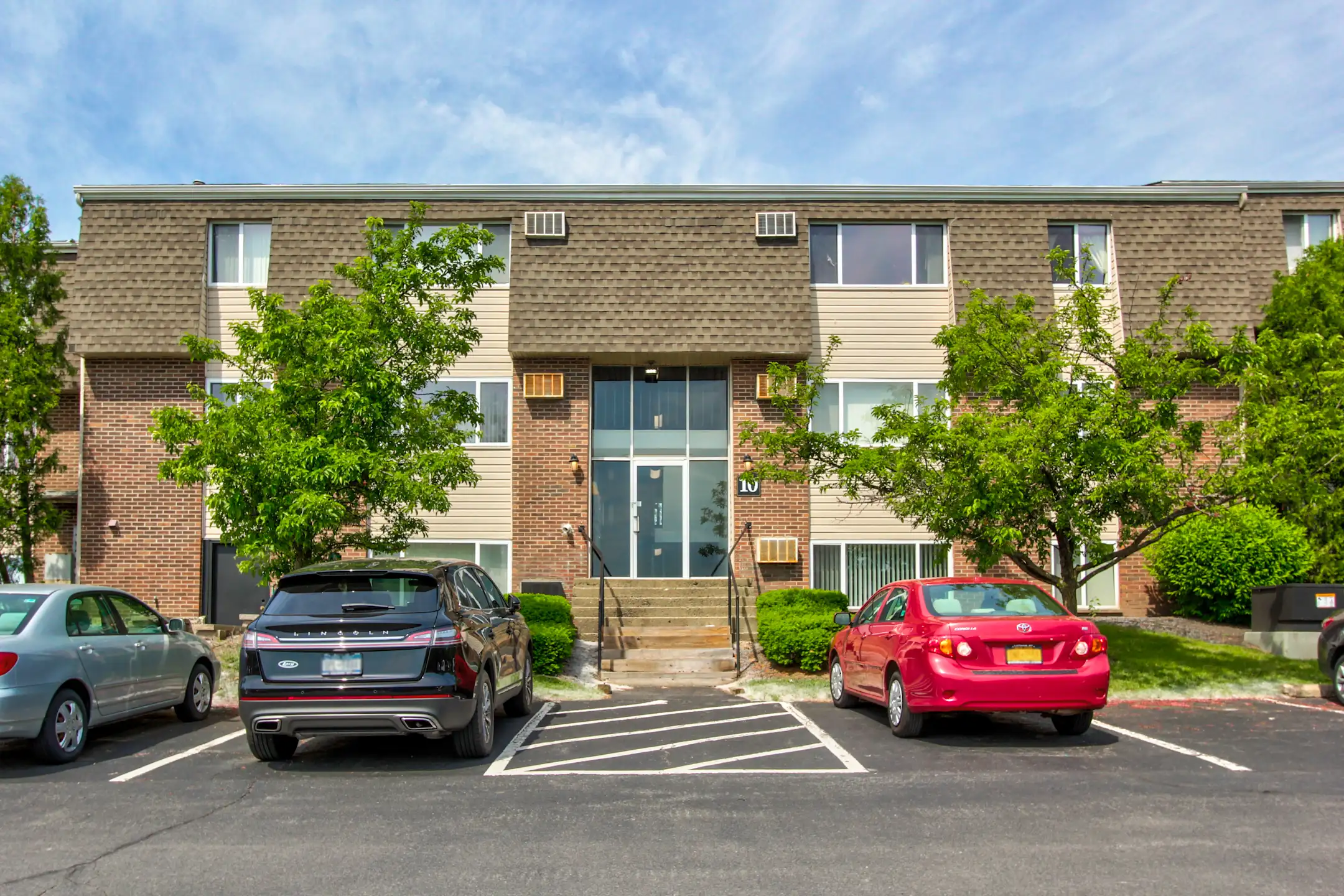 Highland Club Apartments 20 Eastview Dr Watervliet, NY Apartments