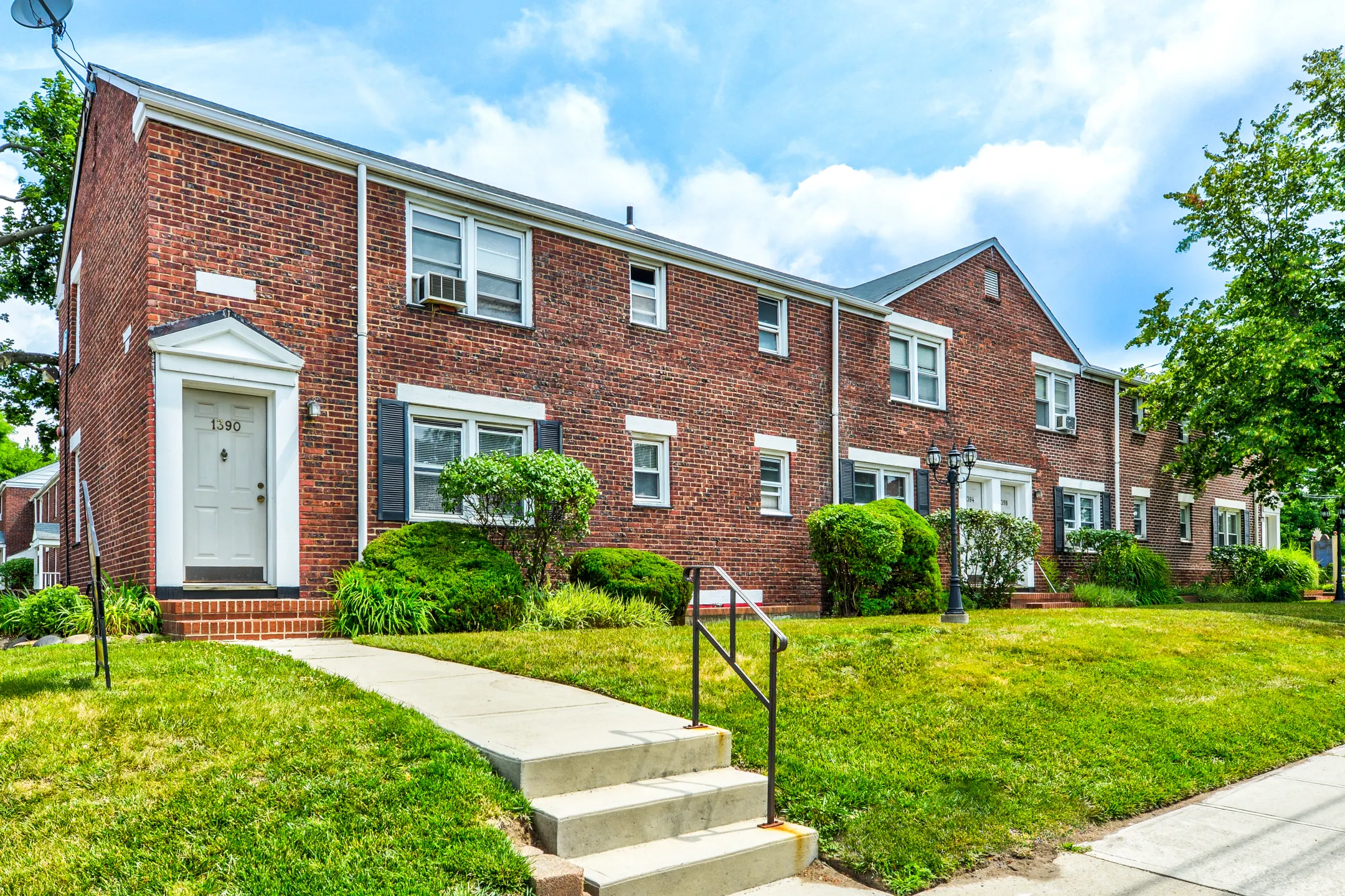 The New Warner Village Apartments Apartments Trenton, NJ 08609