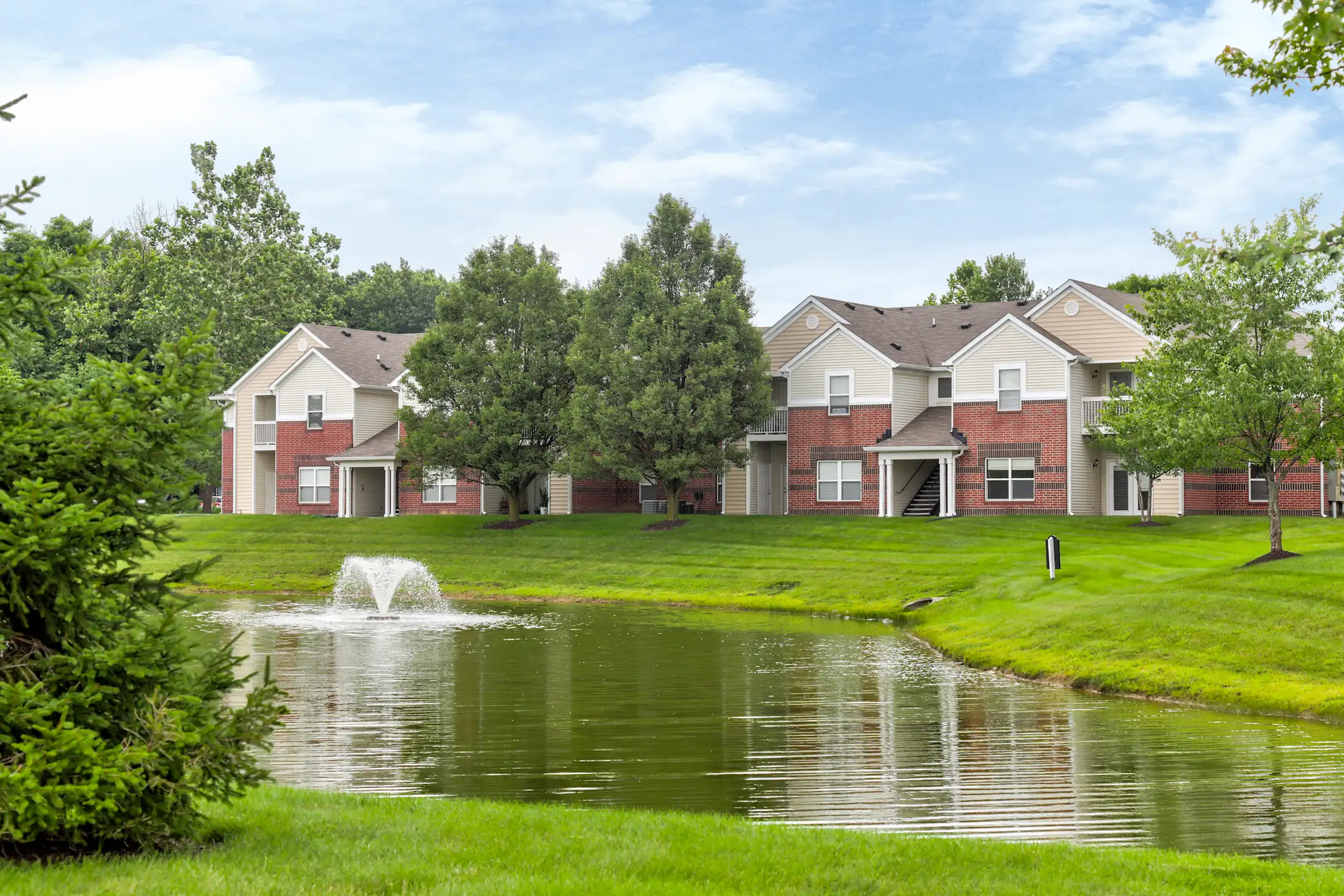Auburn Hill Apartments Indianapolis In