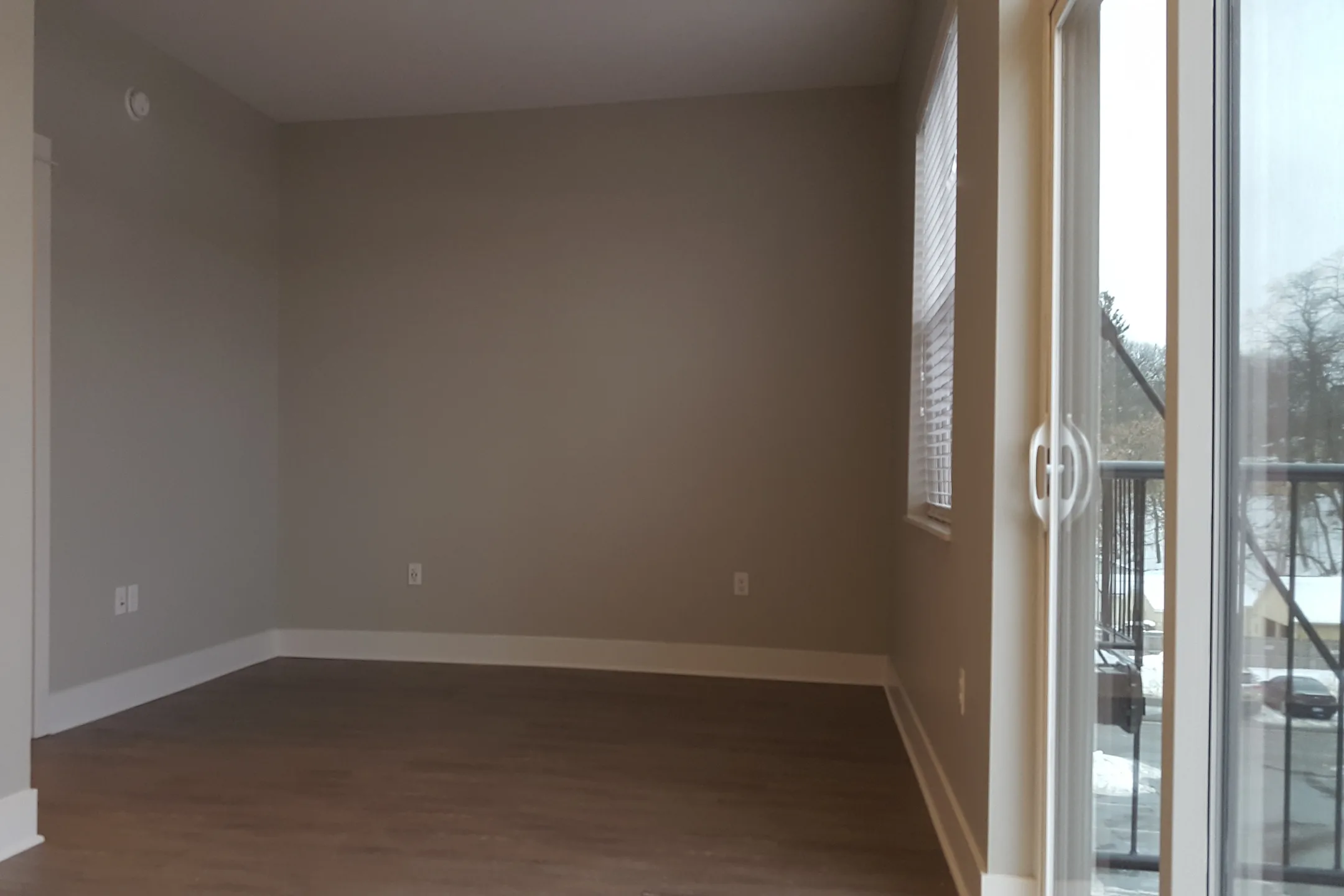 Fulton Square Apartments Grand Rapids, MI 49506