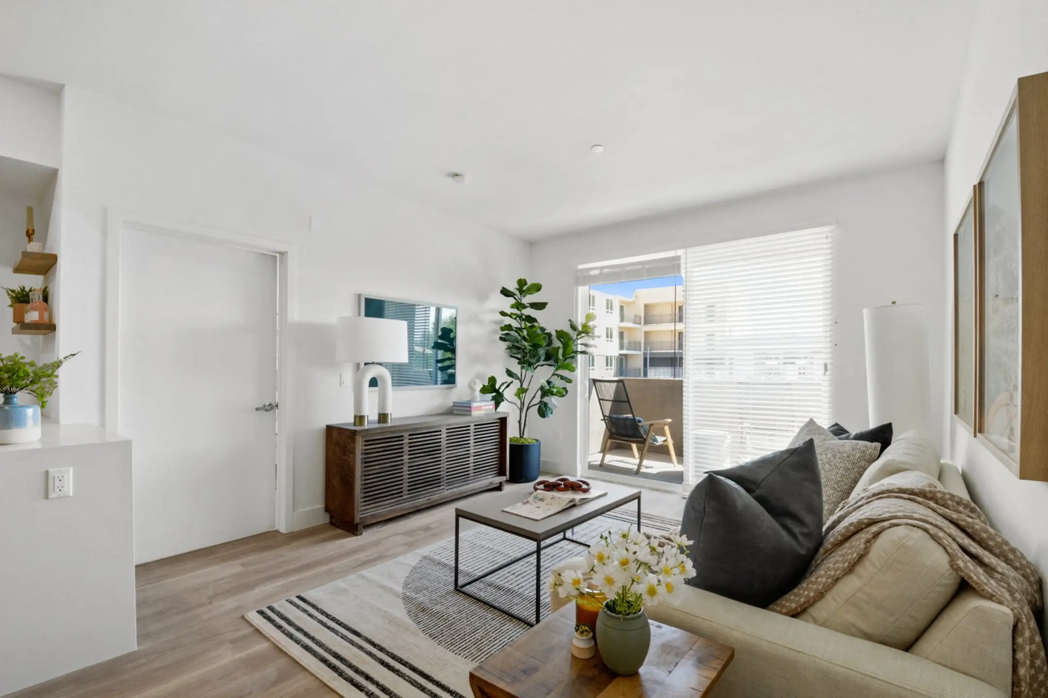 The Edgeway 9735 Oak Street Bellflower, CA Apartments for Rent Rent.