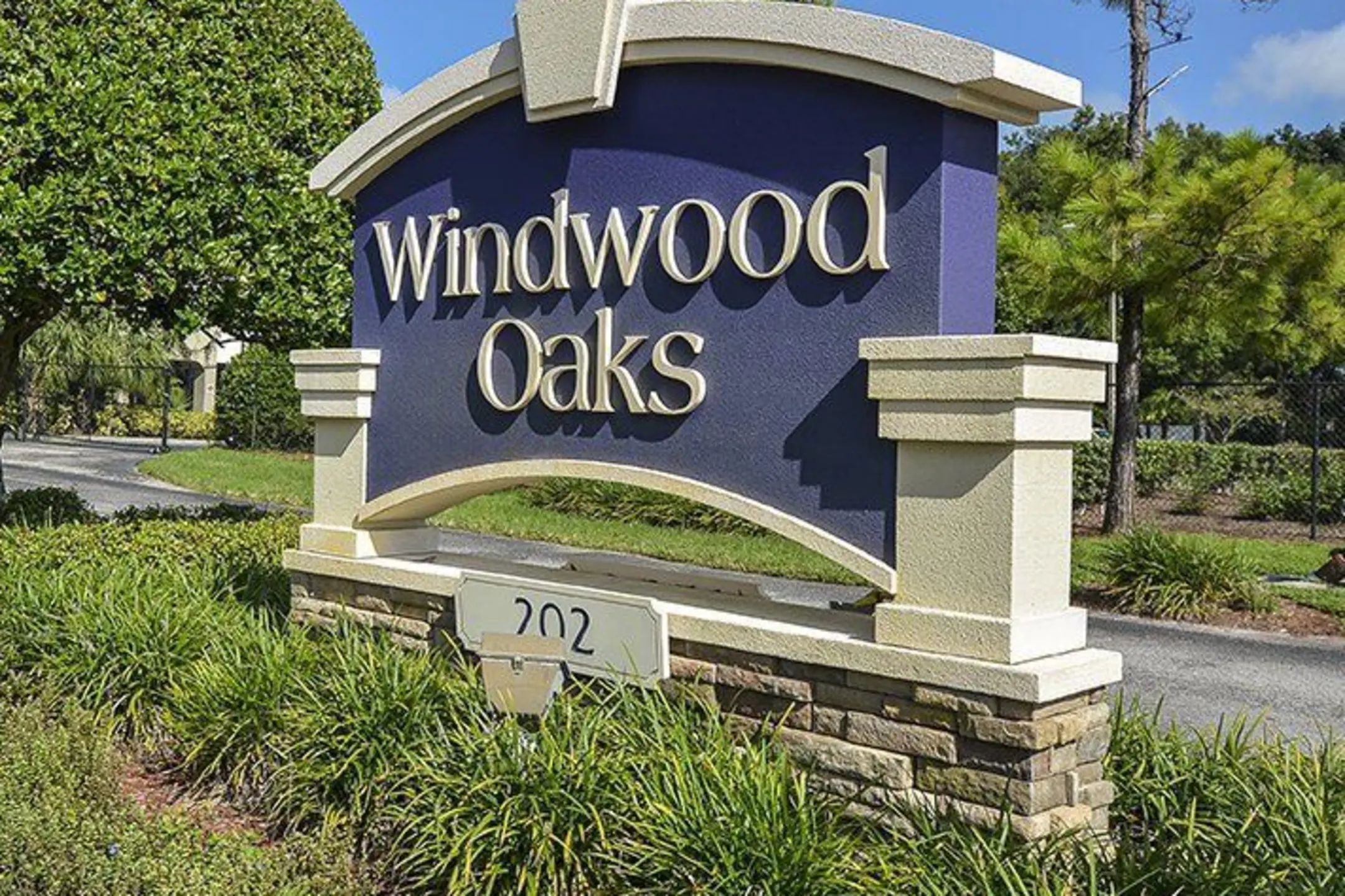 Community Signage - Windwood Oaks - Tampa, FL
