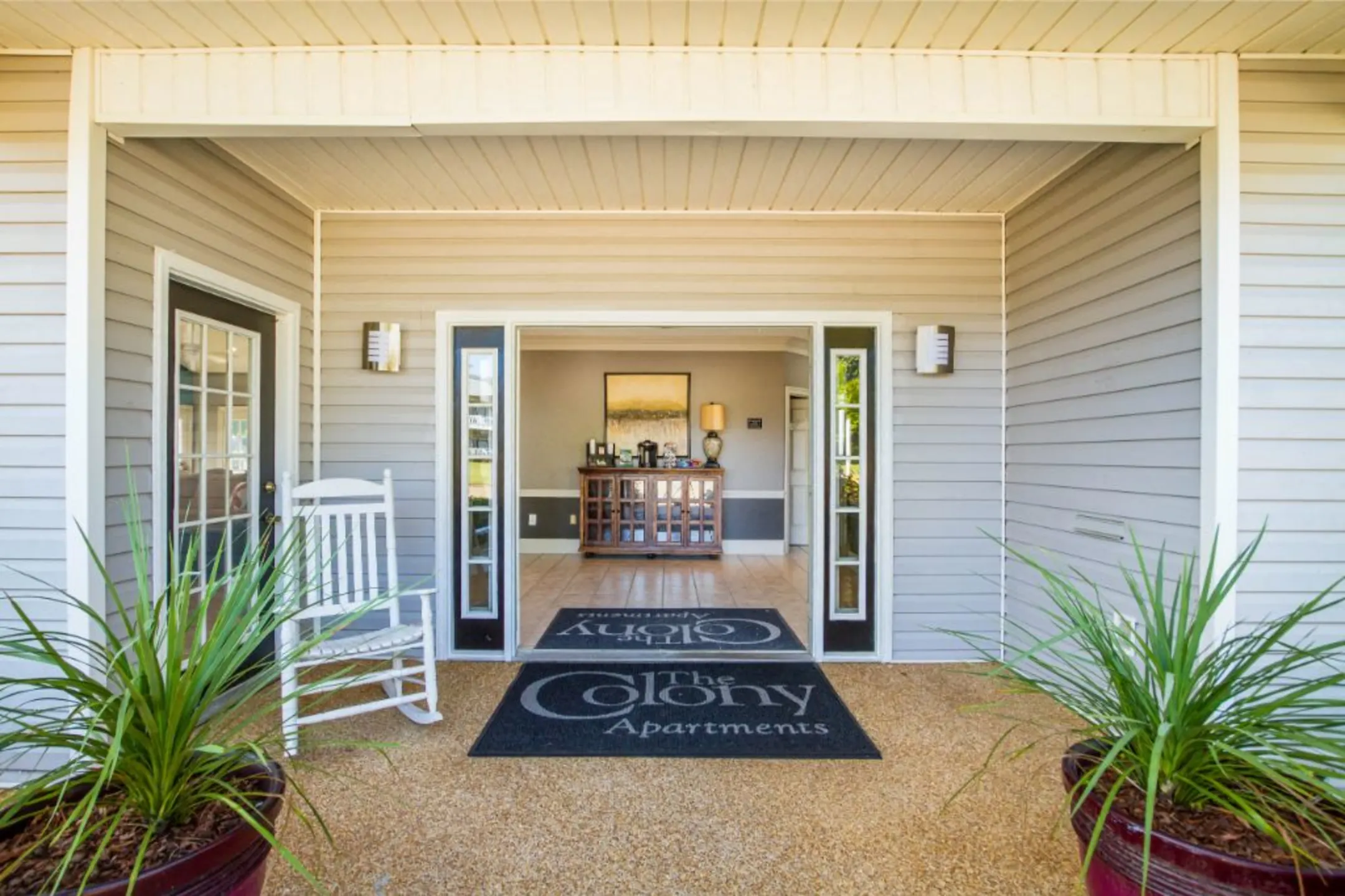 The Colony Apartment Homes Apartments Columbus, MS 39702