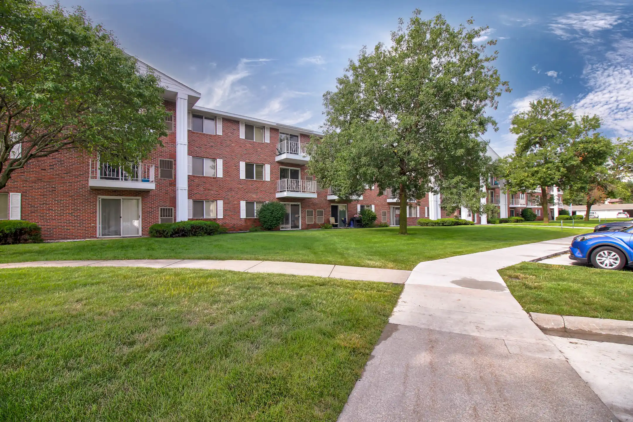 Colonial Heights Apartments Lincoln, NE 68516