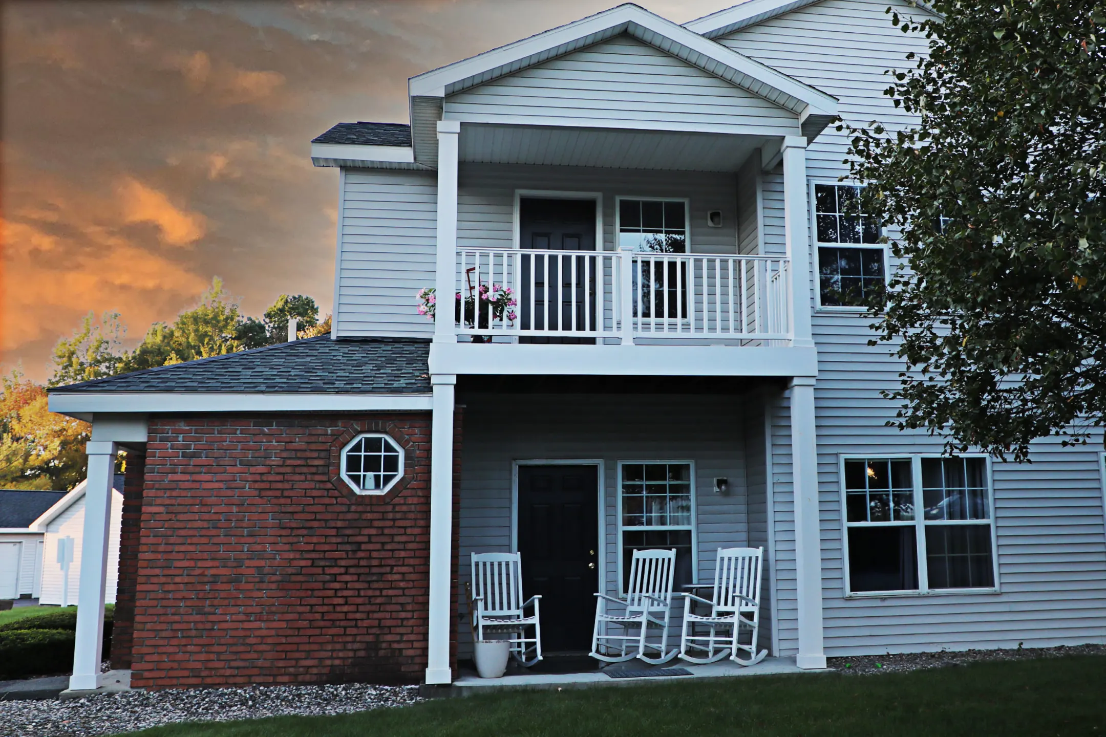 The Woodlands Of Latham 1000 Kenwood Ct Latham, NY Apartments for